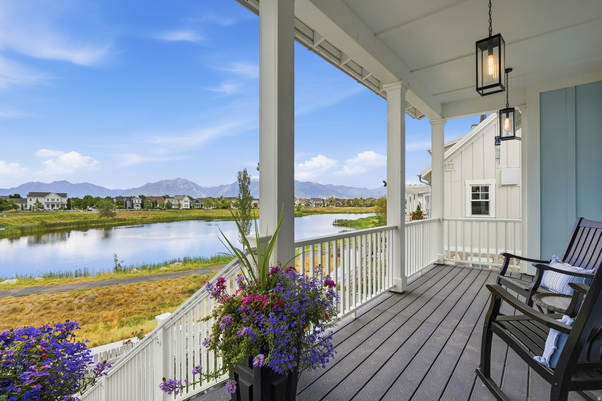 DAYBREAK LAKE ISLAND - Residential