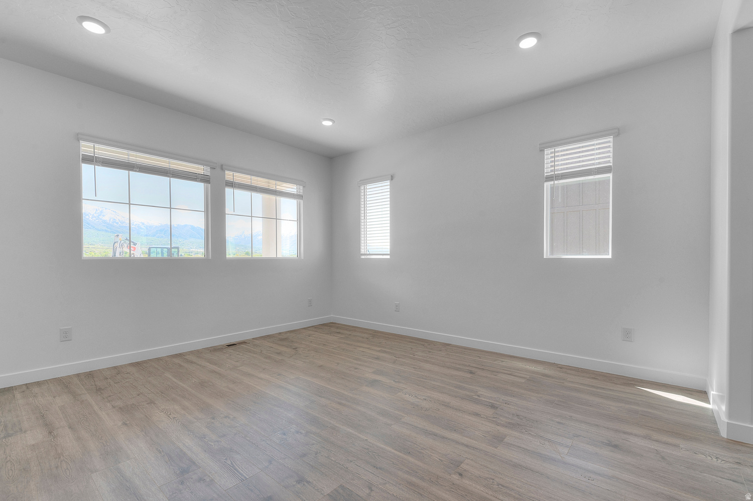VIRIDIAN - Residential