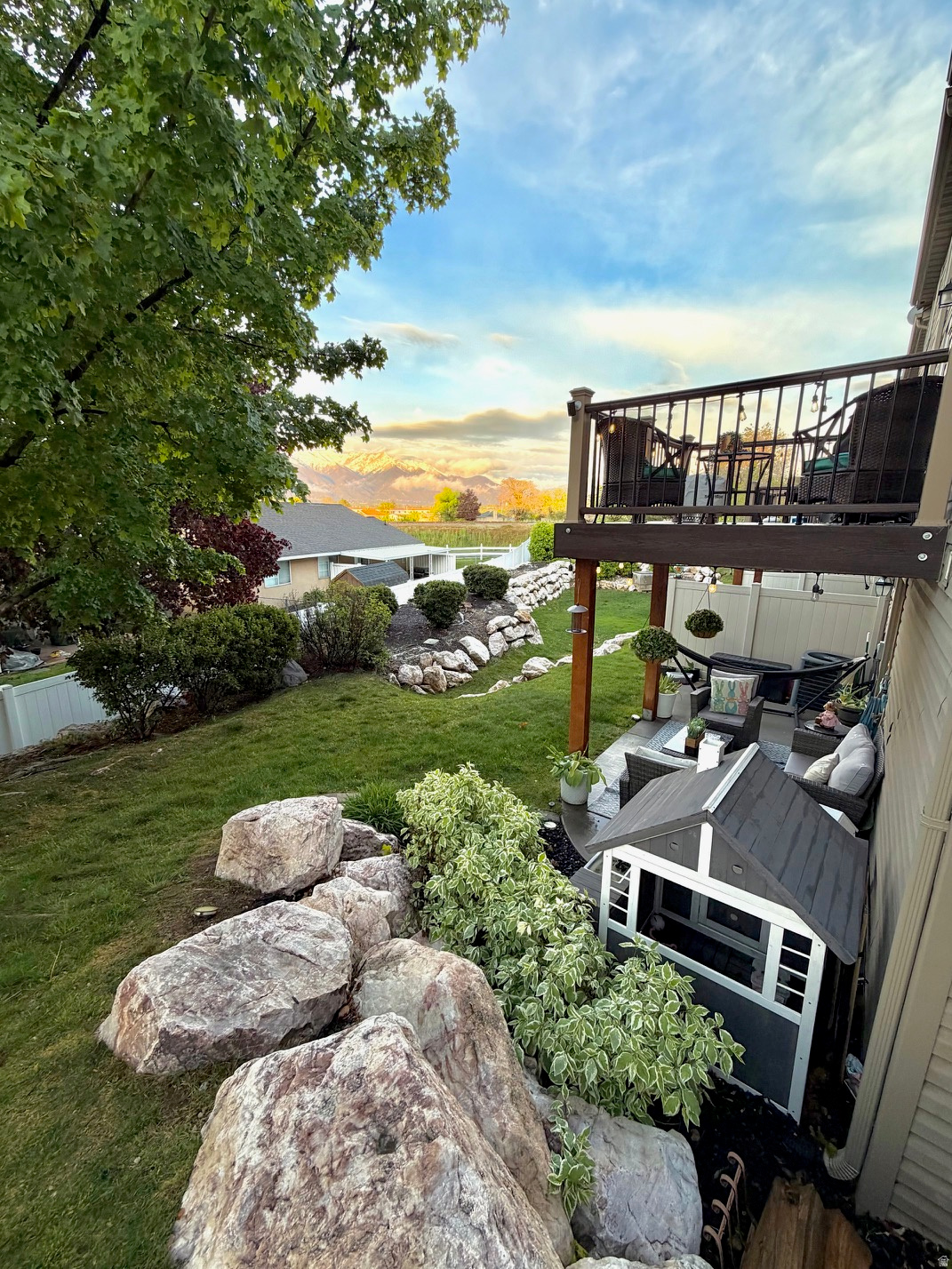 STONEY BROOK COTTAGES - Residential