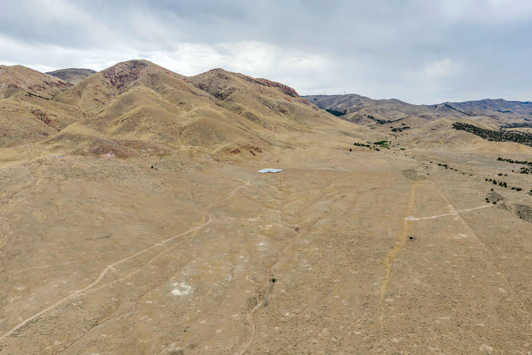 ELBERTA FOOTHILL RANCHES - Land