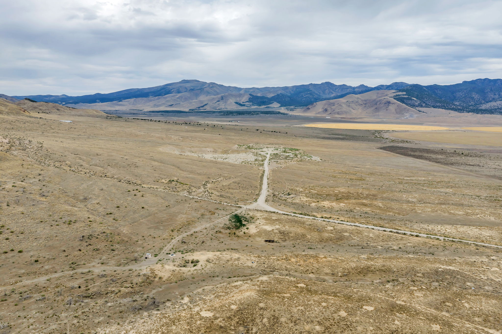ELBERTA FOOTHILL RANCHES - Land