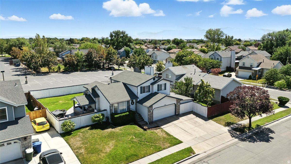 WESTPOINTE - Residential