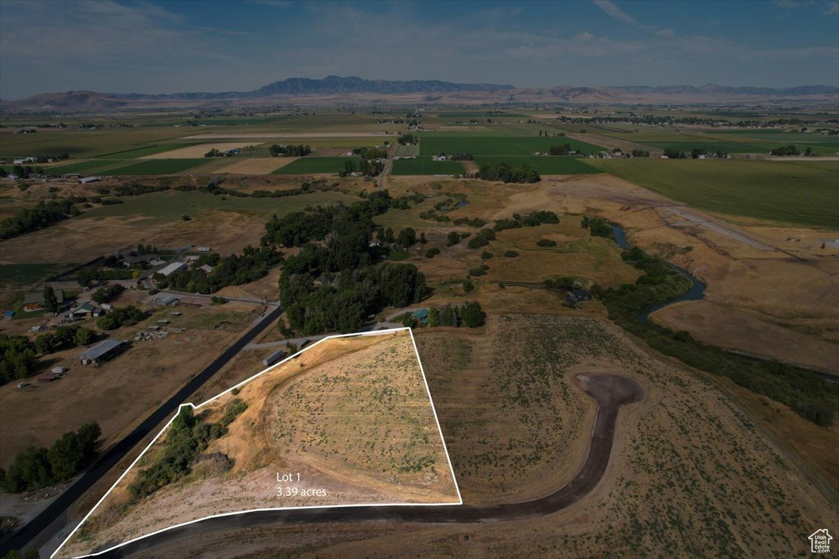 CUB RIVER ESTATES - Land