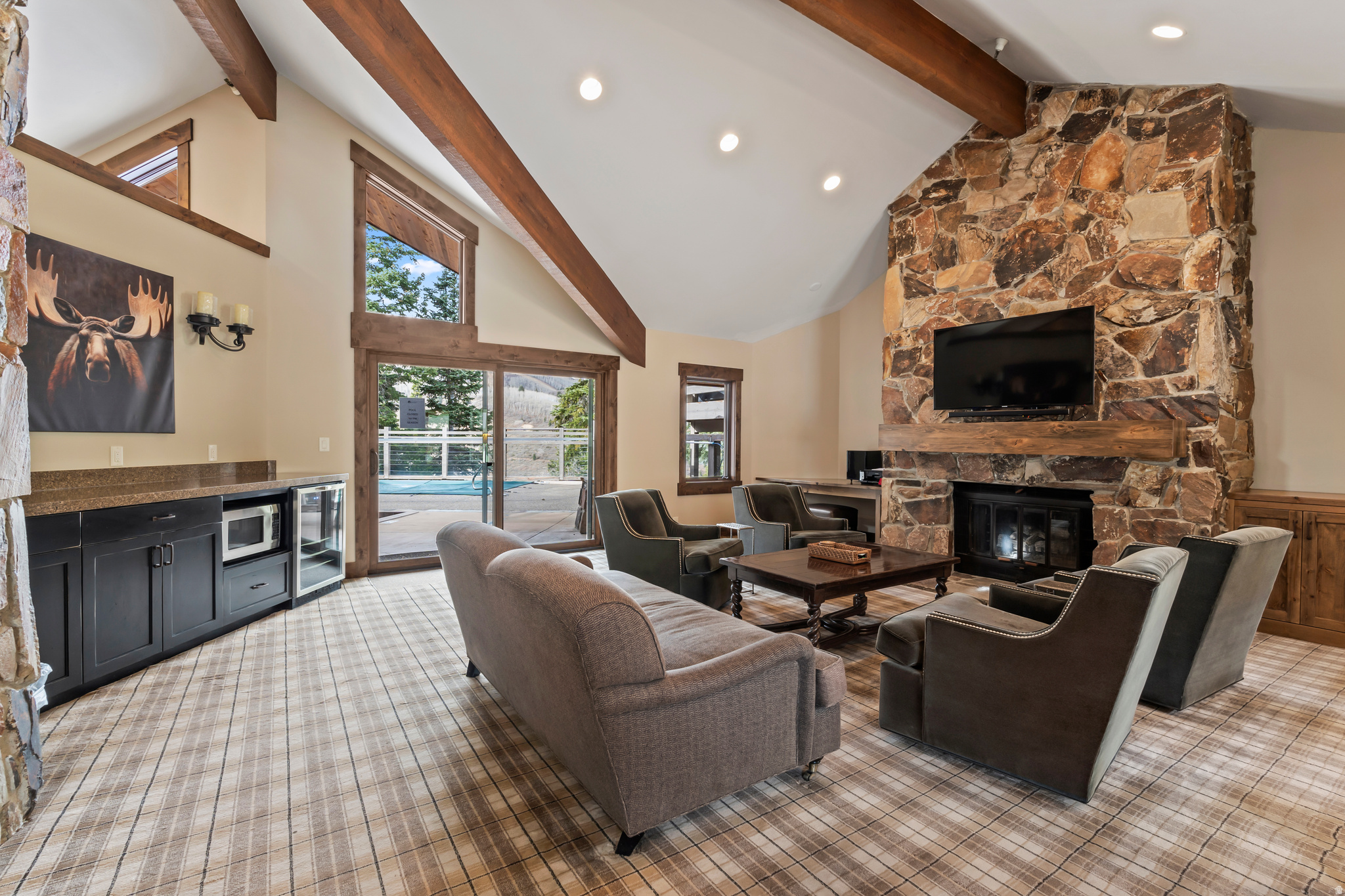 ONTARIO LODGE - Residential
