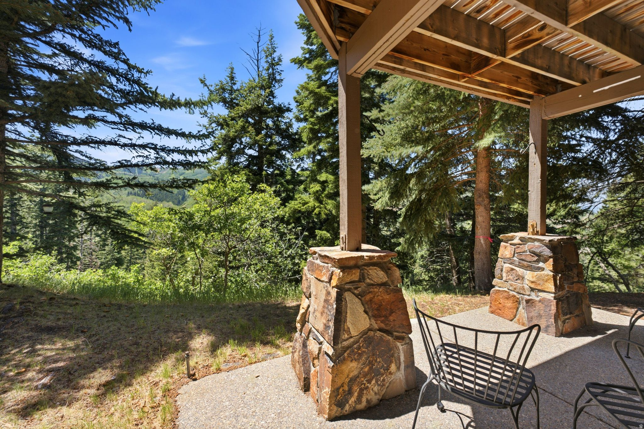 ONTARIO LODGE - Residential