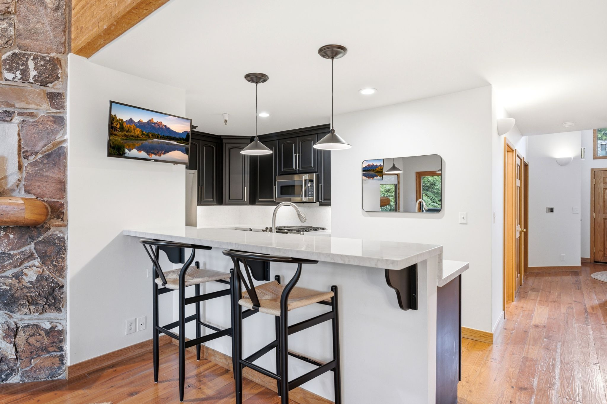 ONTARIO LODGE - Residential