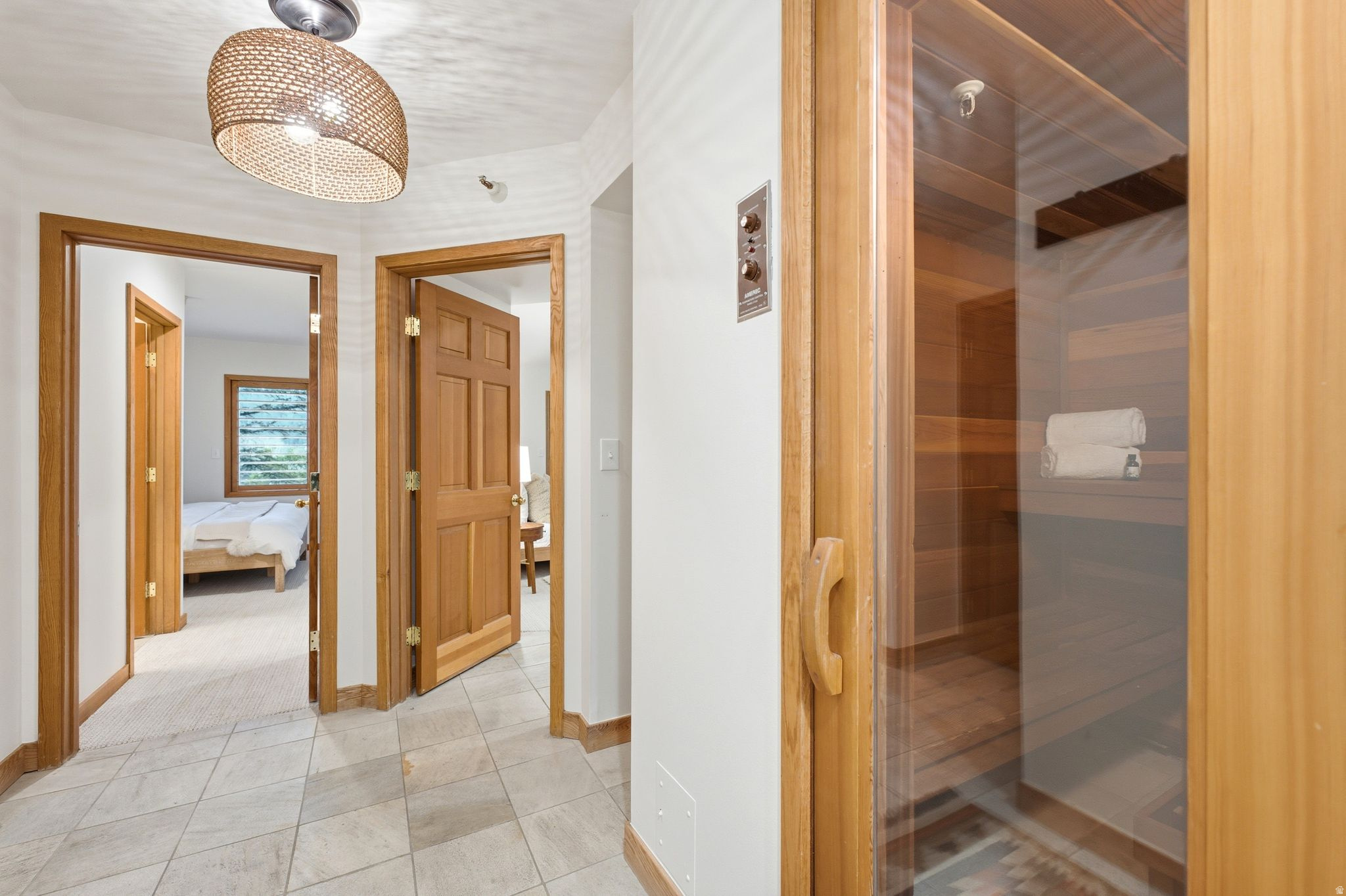 ONTARIO LODGE - Residential