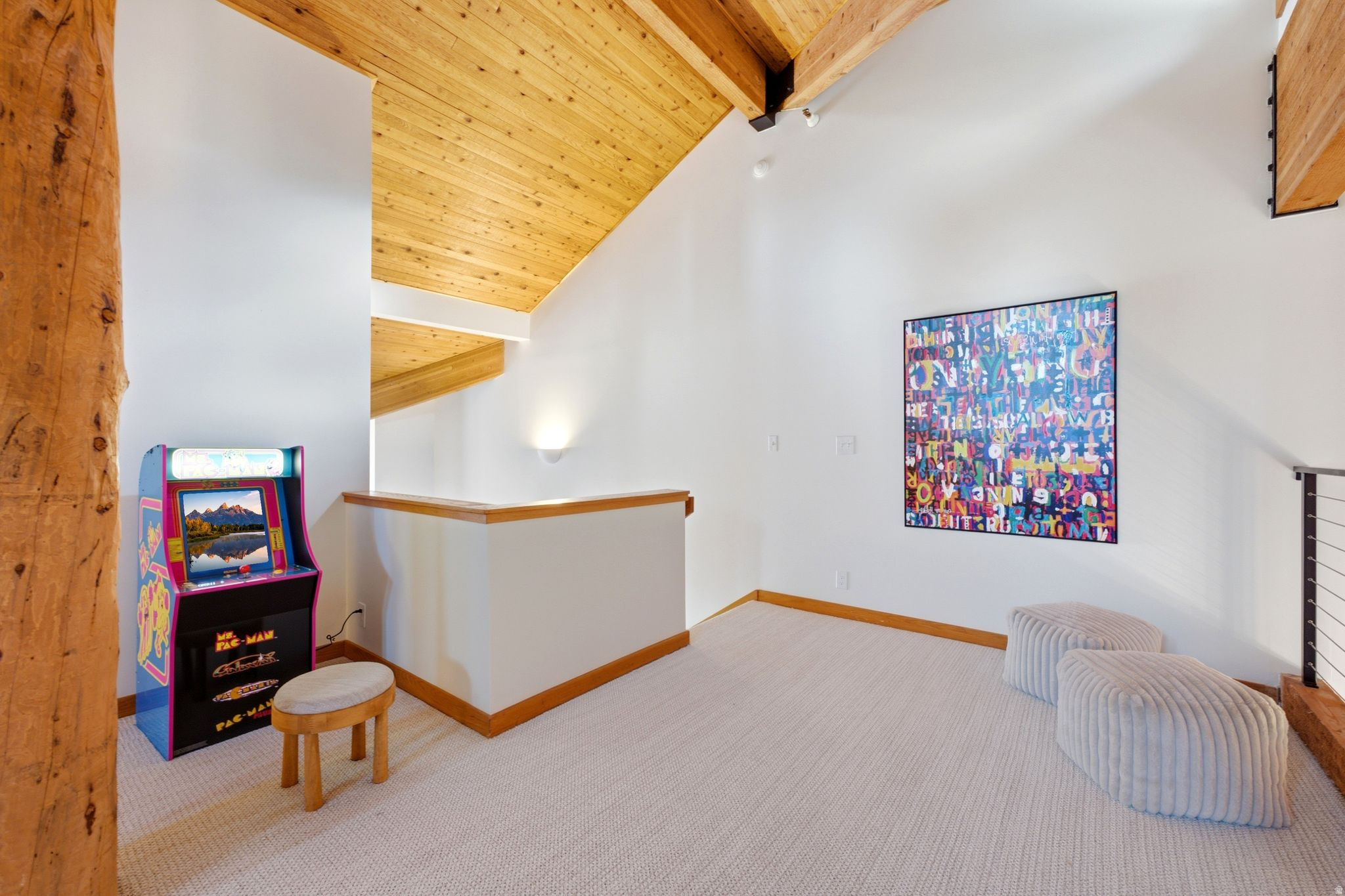 ONTARIO LODGE - Residential