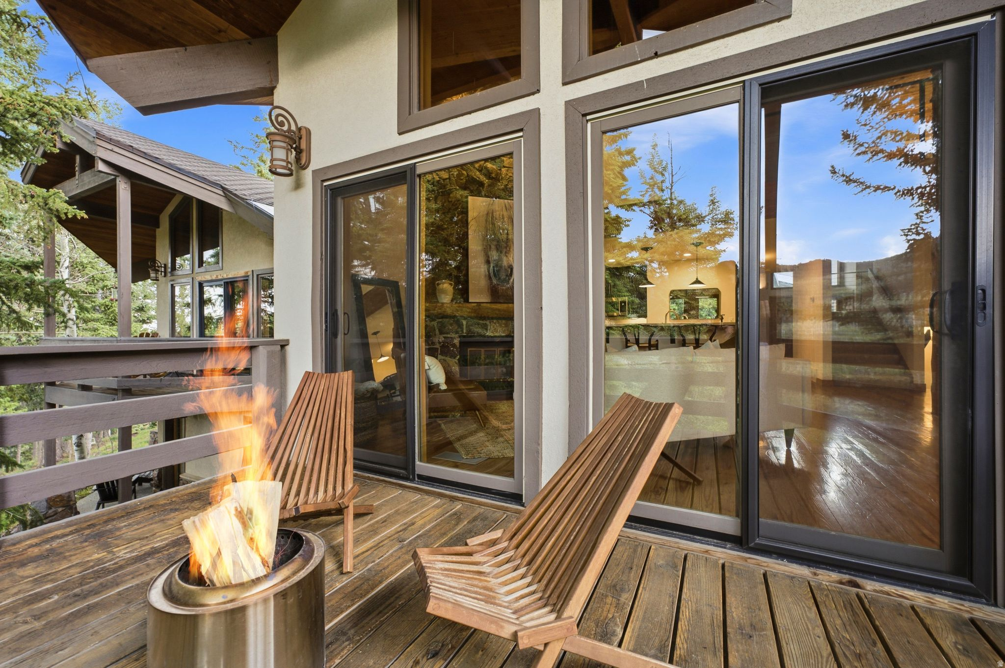 ONTARIO LODGE - Residential