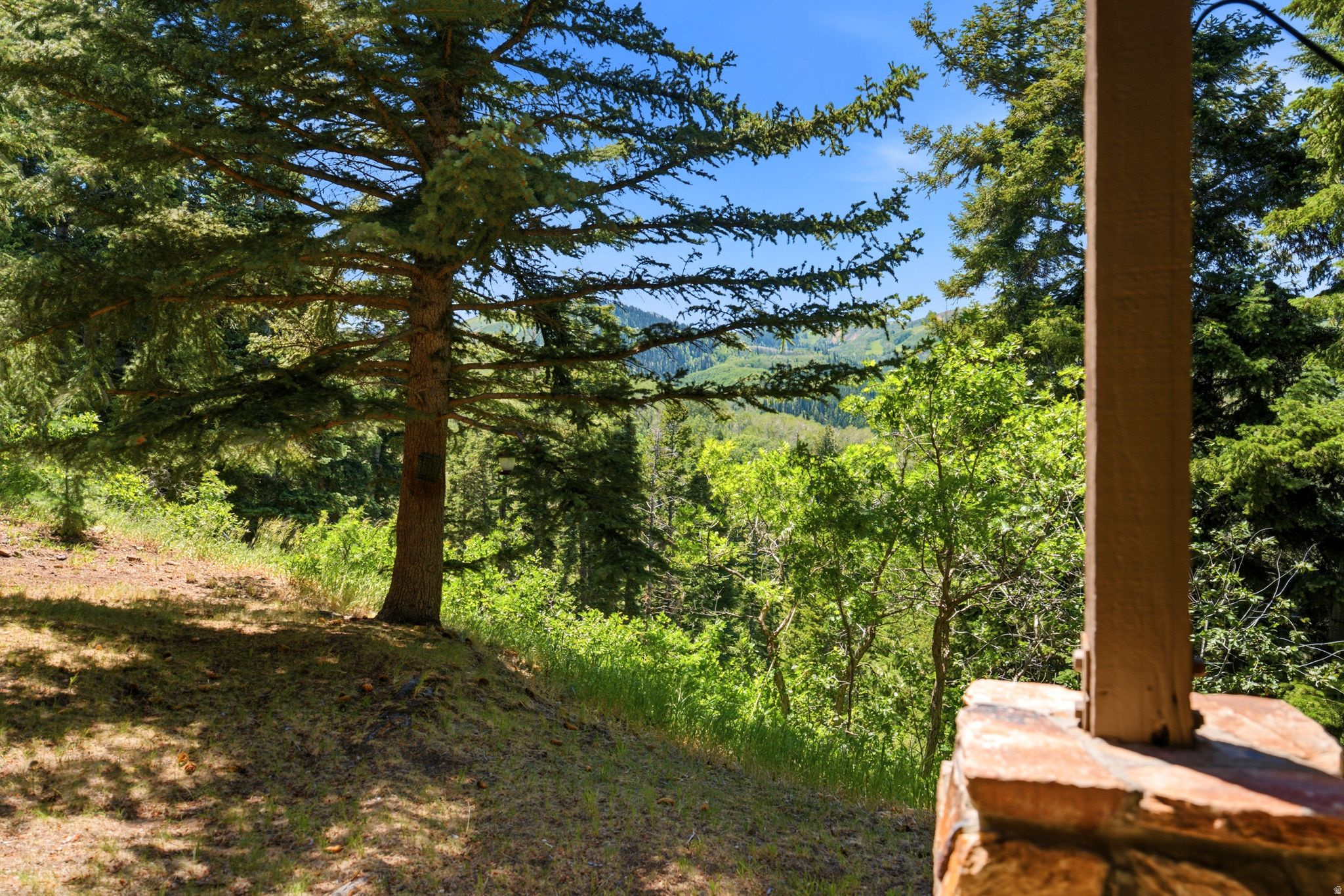 ONTARIO LODGE - Residential