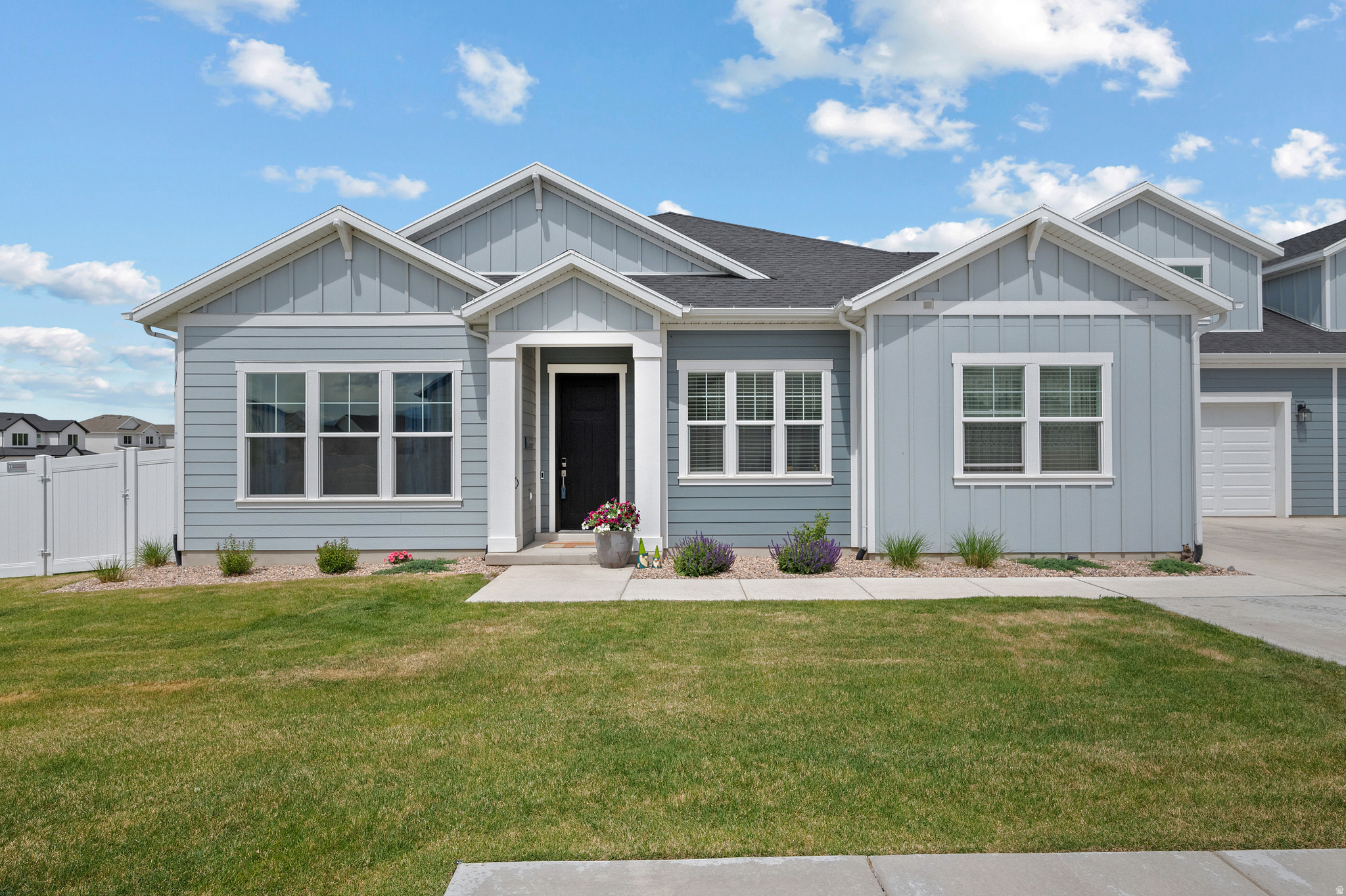 SUNRISE RANCH - Residential