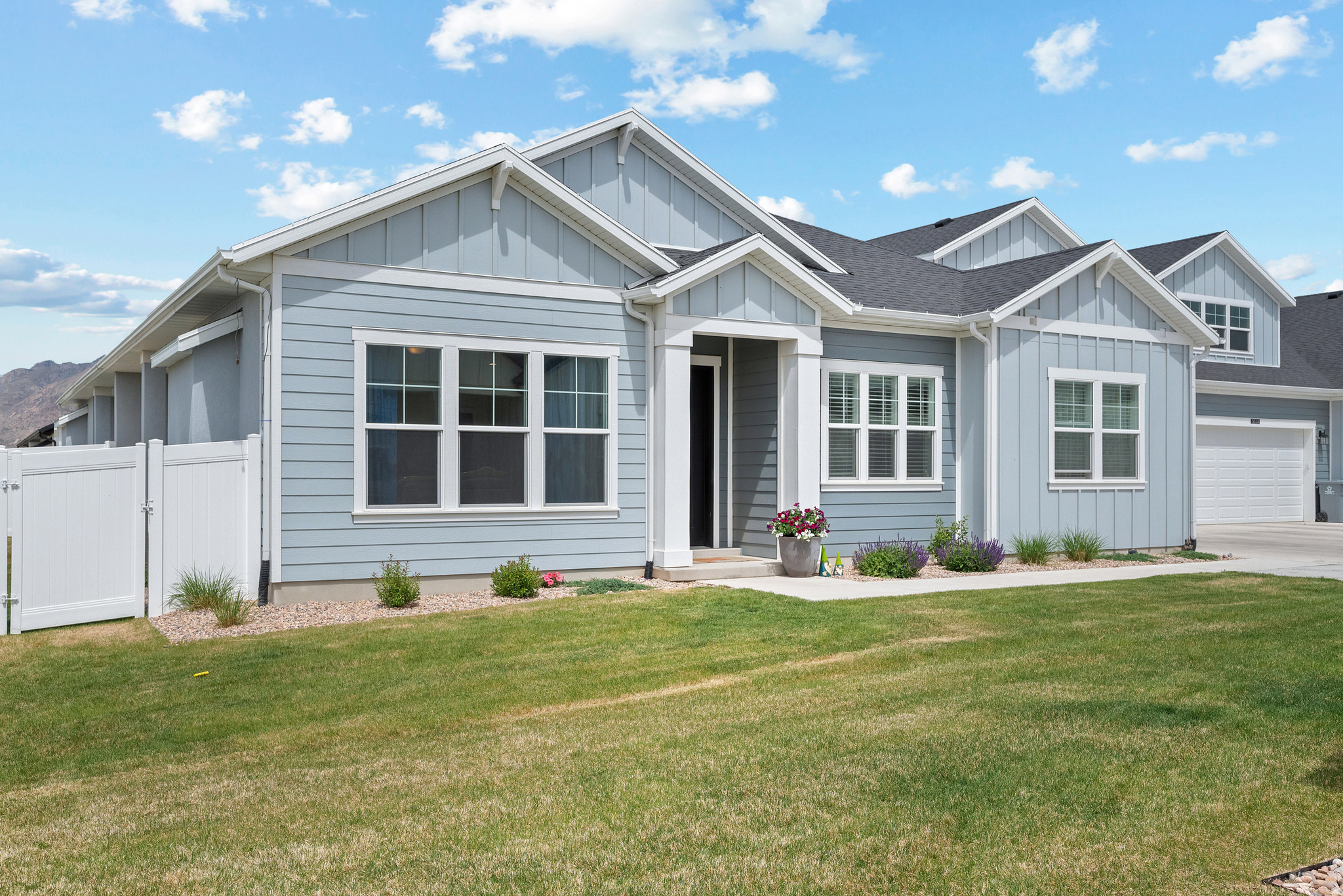 SUNRISE RANCH - Residential