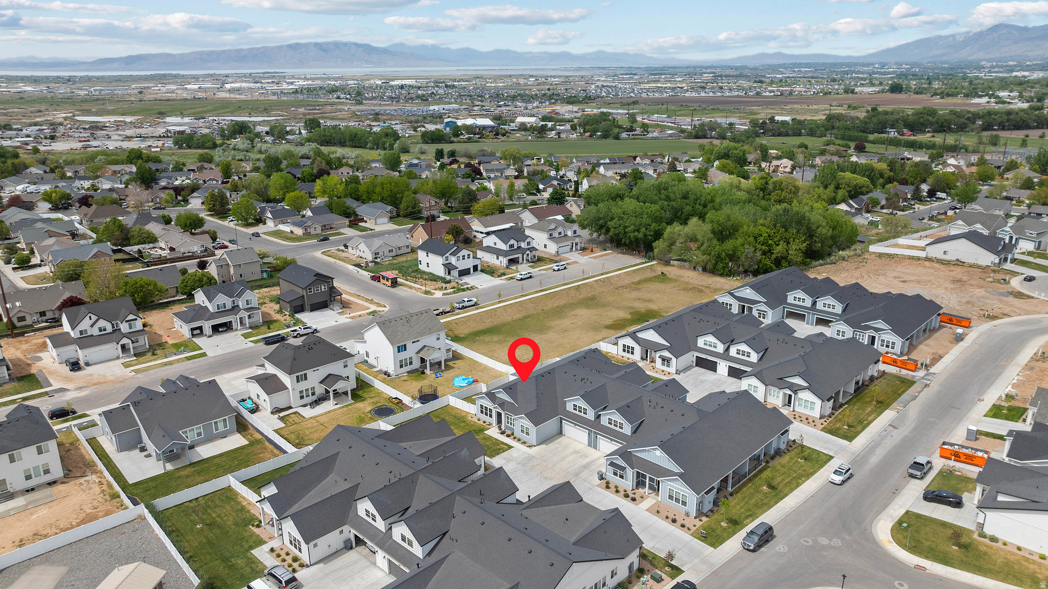 SUNRISE RANCH - Residential