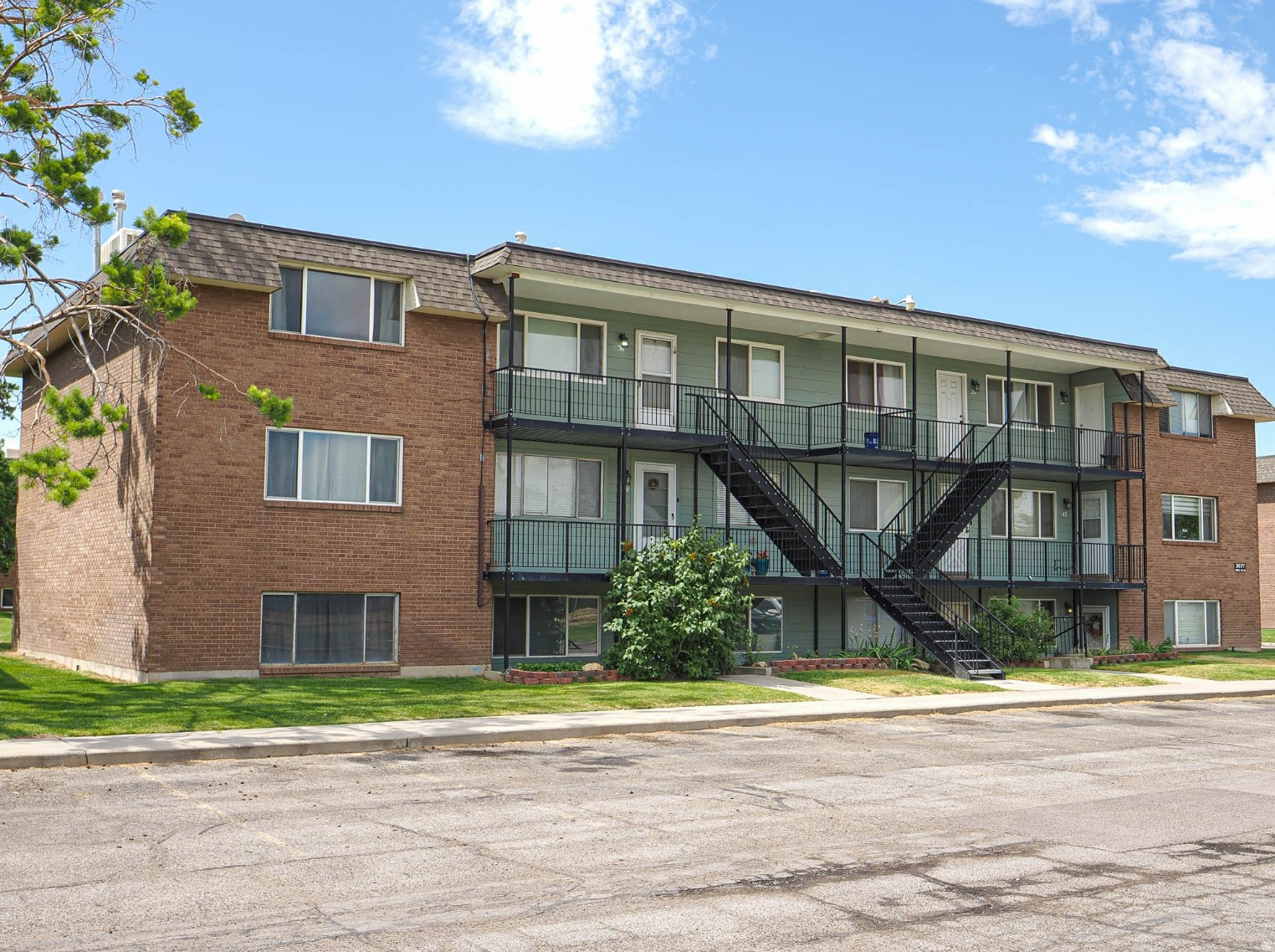 WESTGLEN VILLAGE - Residential