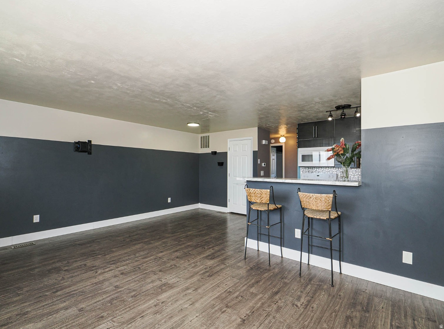 WESTGLEN VILLAGE - Residential