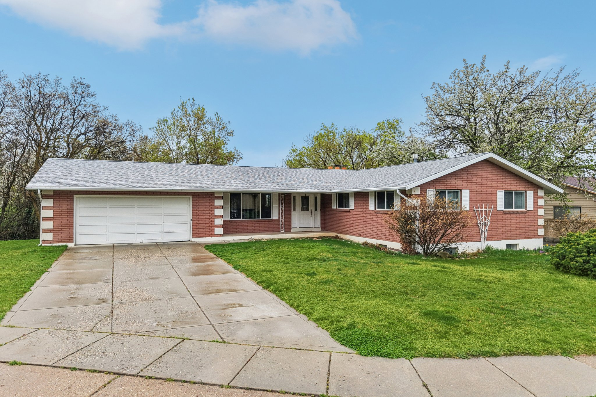 OAK FOREST - Residential