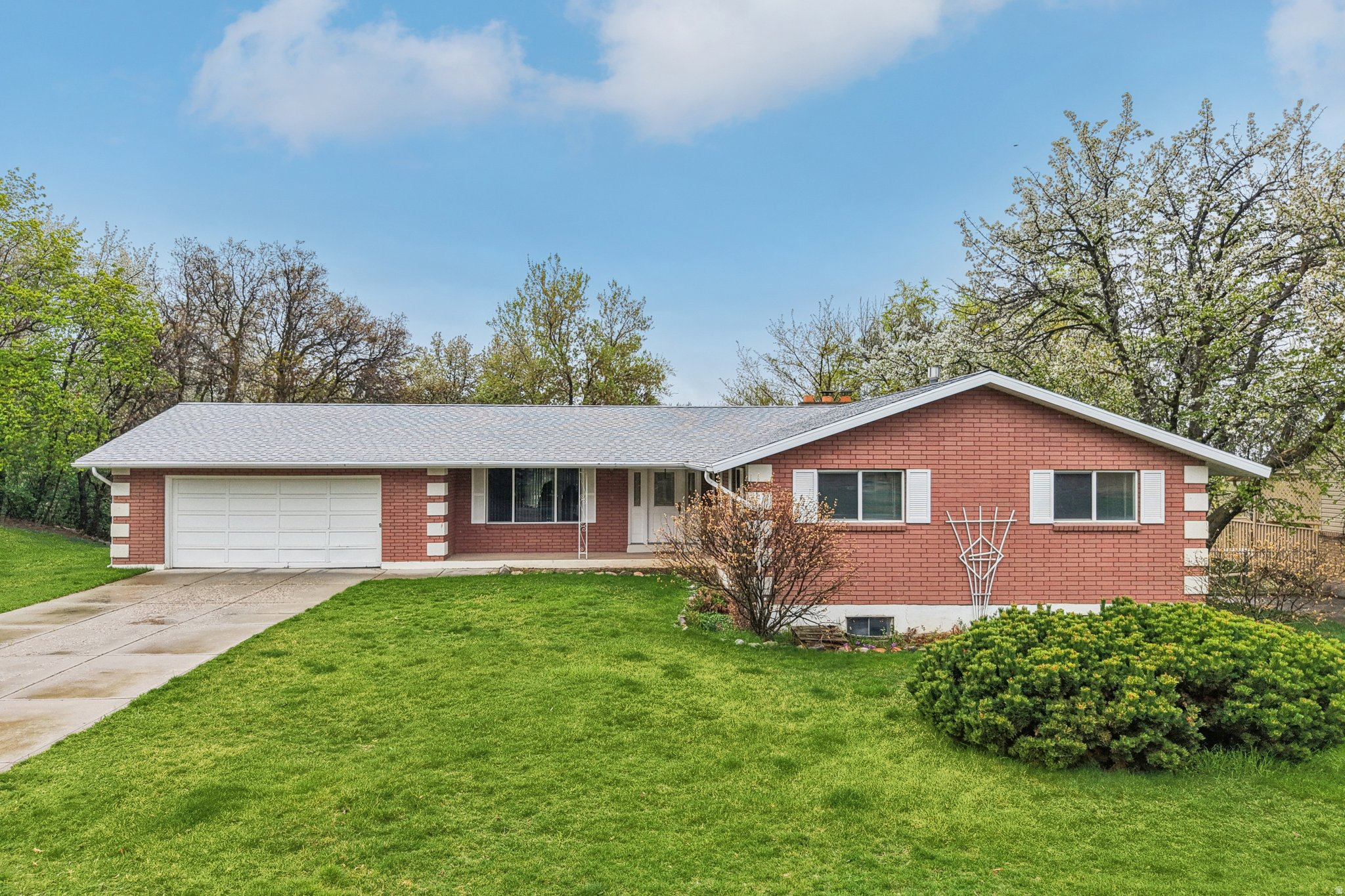 OAK FOREST - Residential