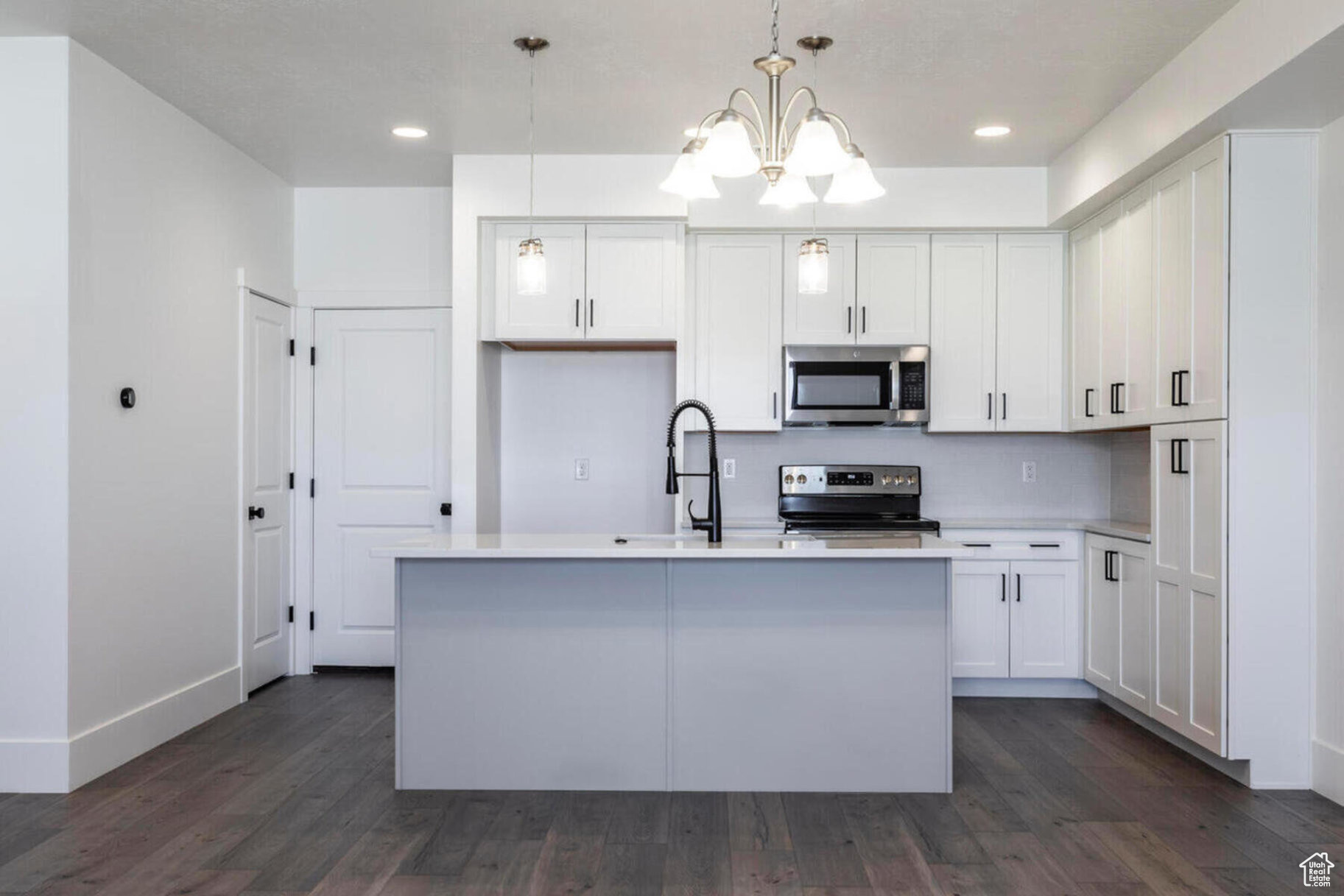 DESERT COLOR, SAGE HAVEN - Residential