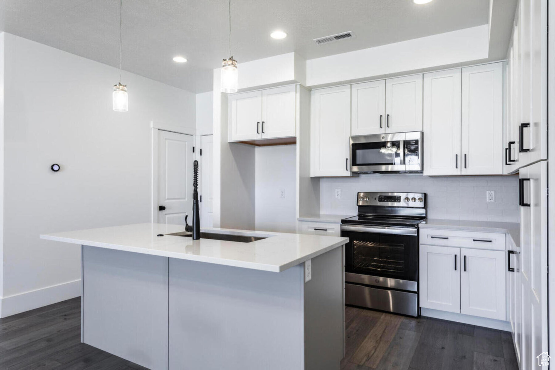 DESERT COLOR, SAGE HAVEN - Residential