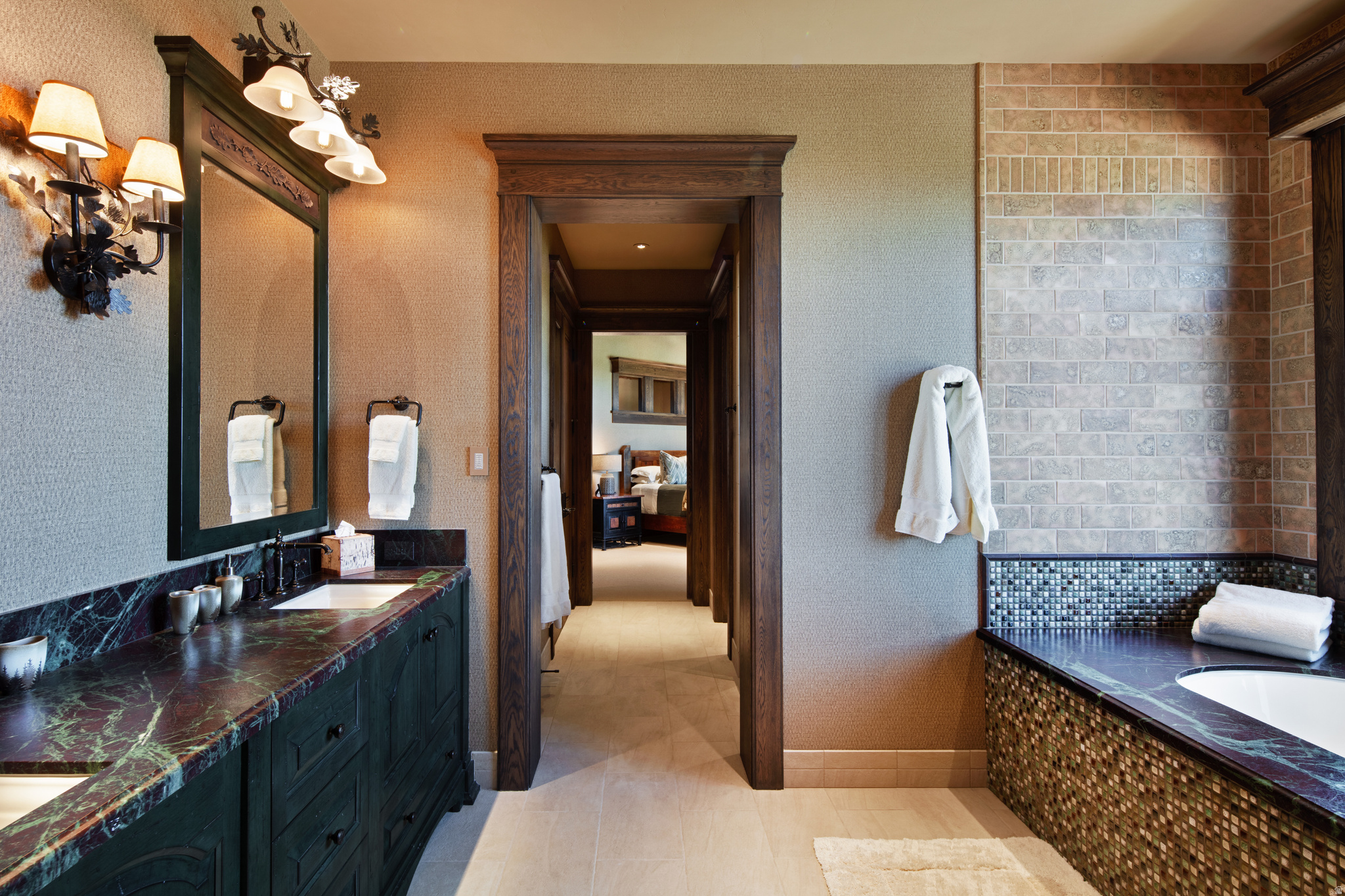 WOLF CREEK - Residential