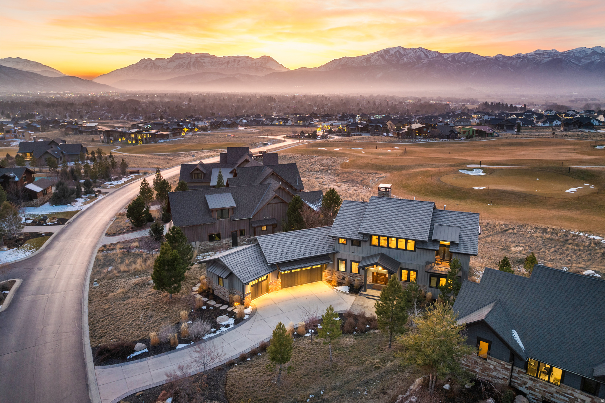 RED LEDGES - Residential