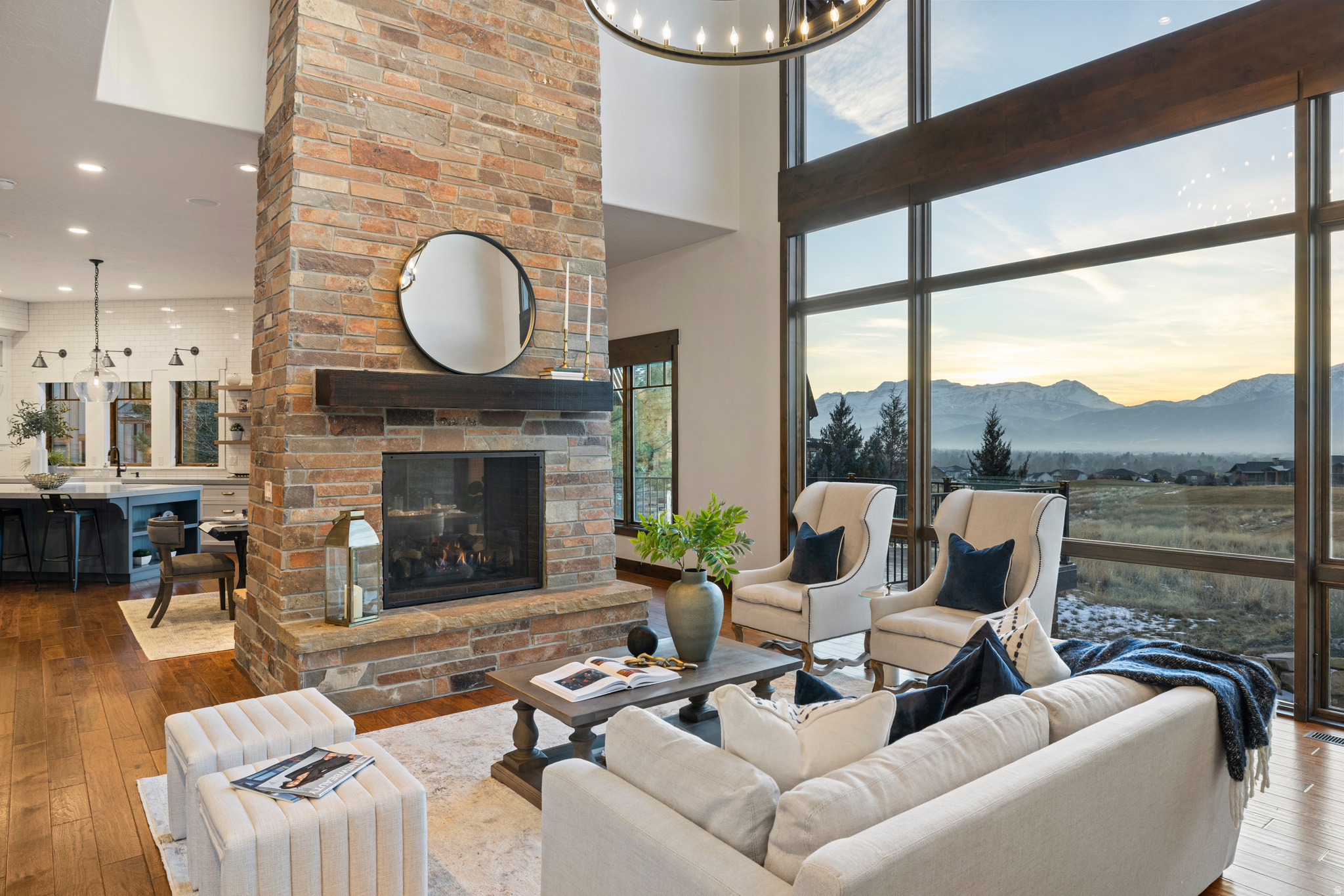 RED LEDGES - Residential