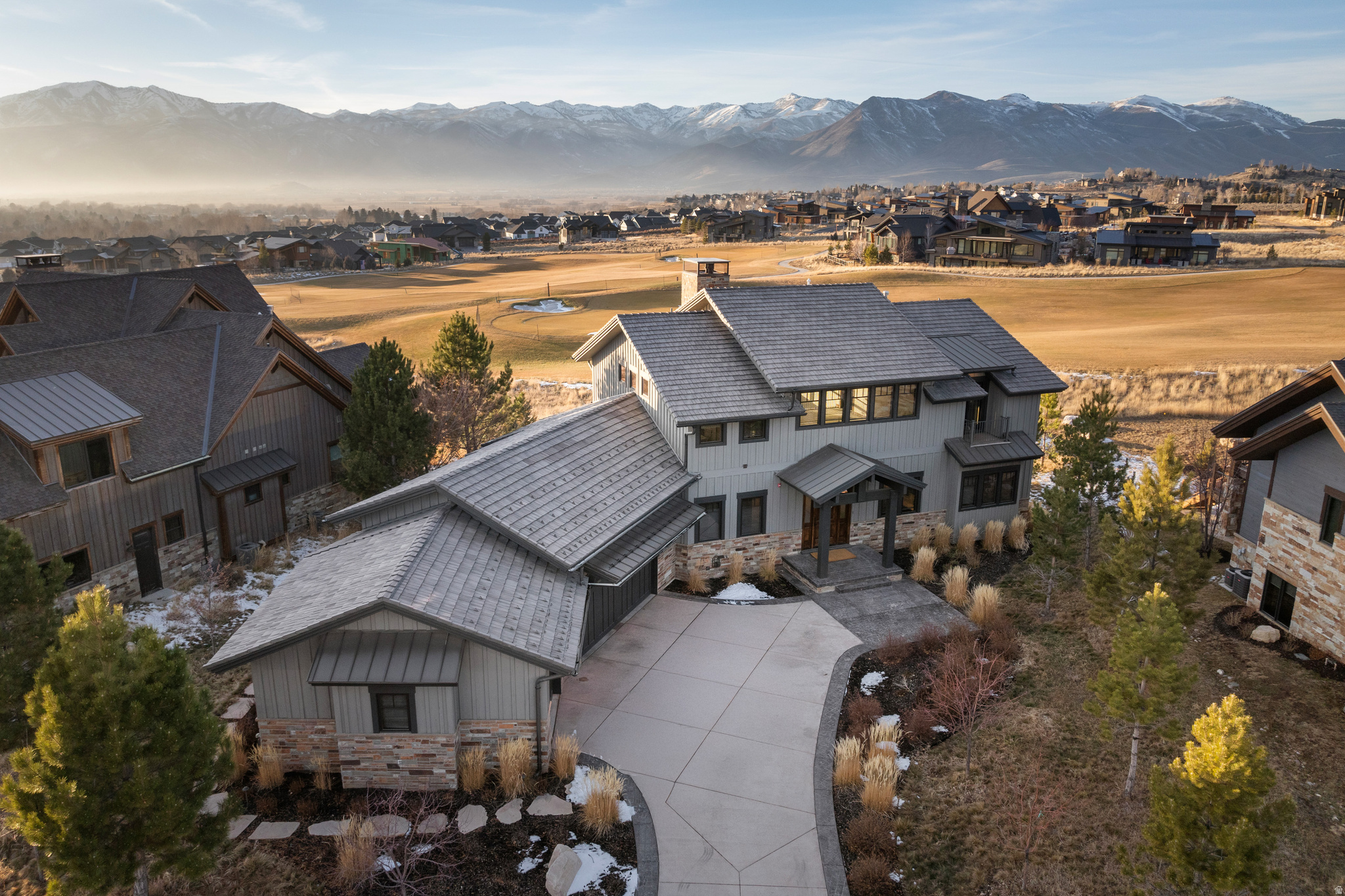 RED LEDGES - Residential