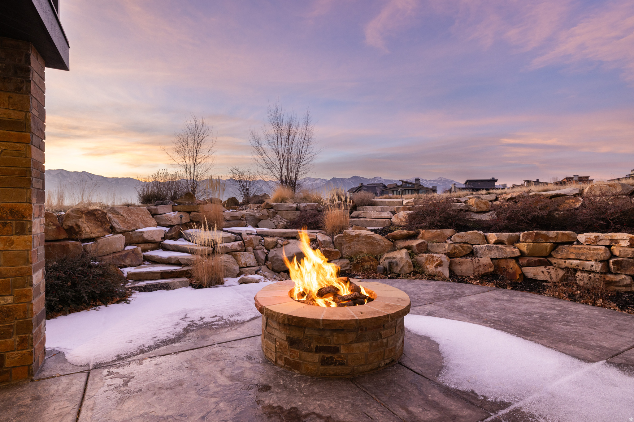 RED LEDGES - Residential