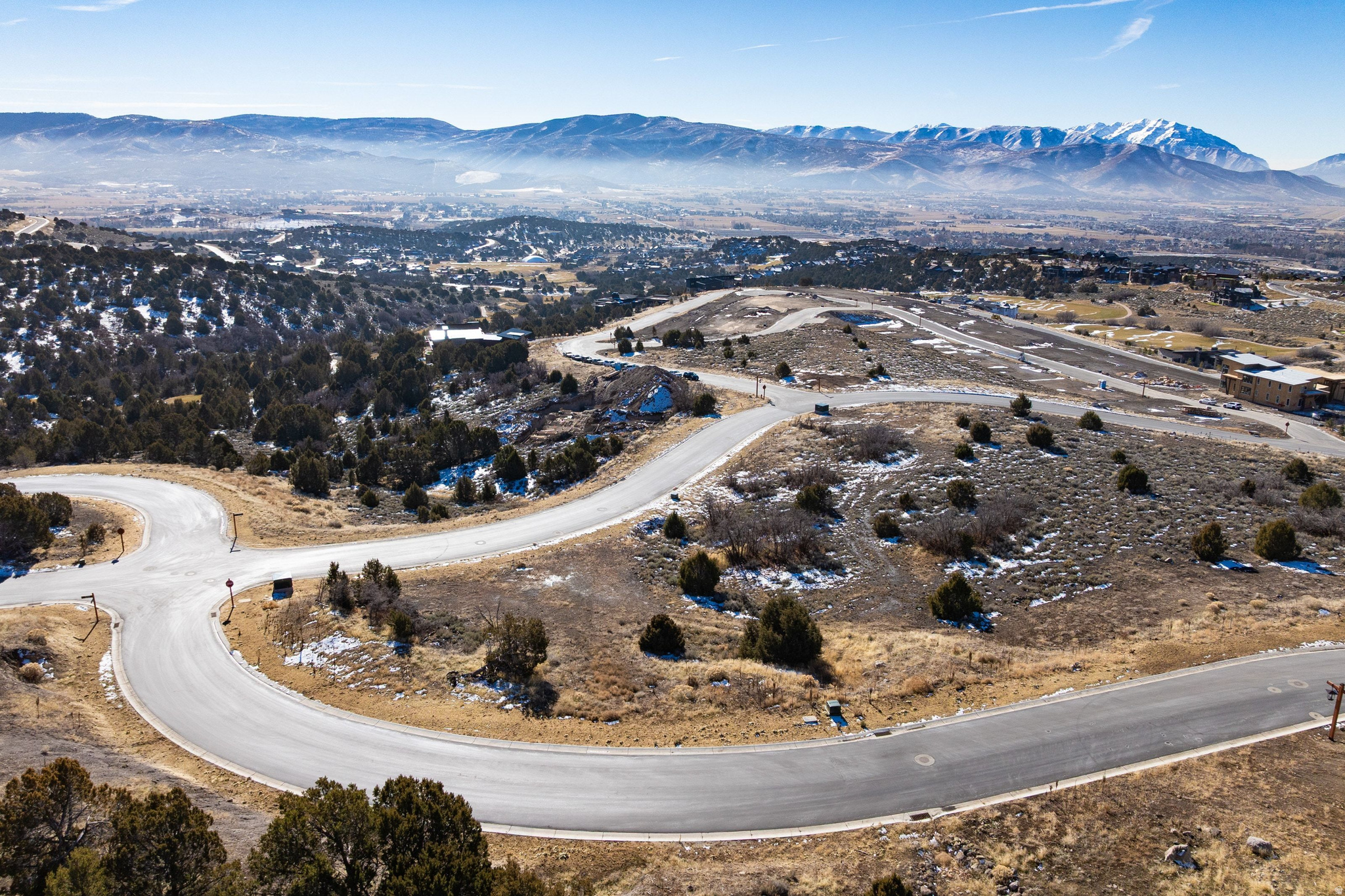 RED LEDGES - Land