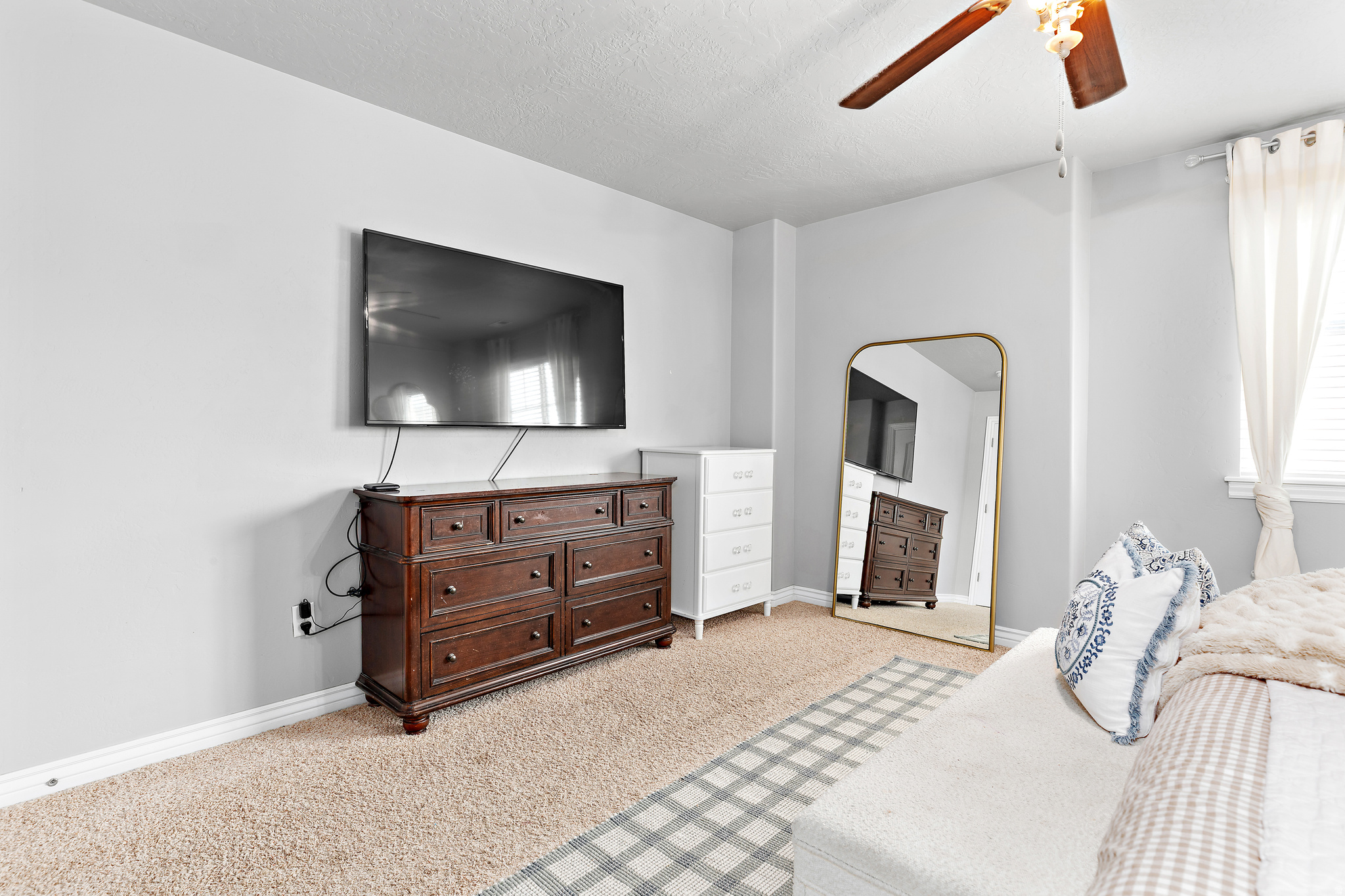 PLEASANT MEADOW - Residential