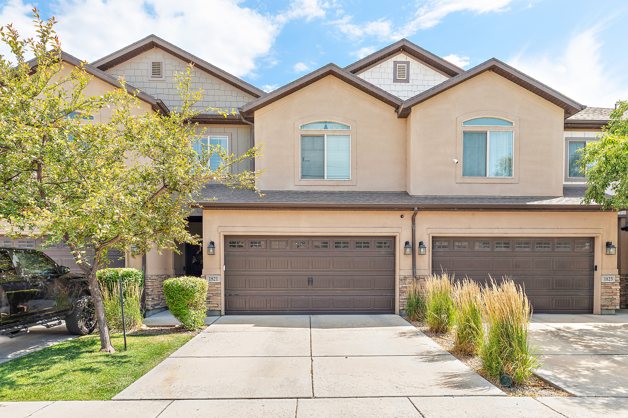 Welcome to this immaculate townhome in the highly sought after pleasant Meadow at Sleepy Ridge community. This 3 bedroom 2.5 bath offers the perfect balance of comfort style and convenience. The kitchen and dining flow seamlessly with spacious living areas. Also Includes a large primary bedroom with walk in closet and private en-suite bath, private yard patio  with views of the mountains. attached is a nice size 2 car garage with extra parking near by.  Buyer to verify all information which is provided as a courtesy.