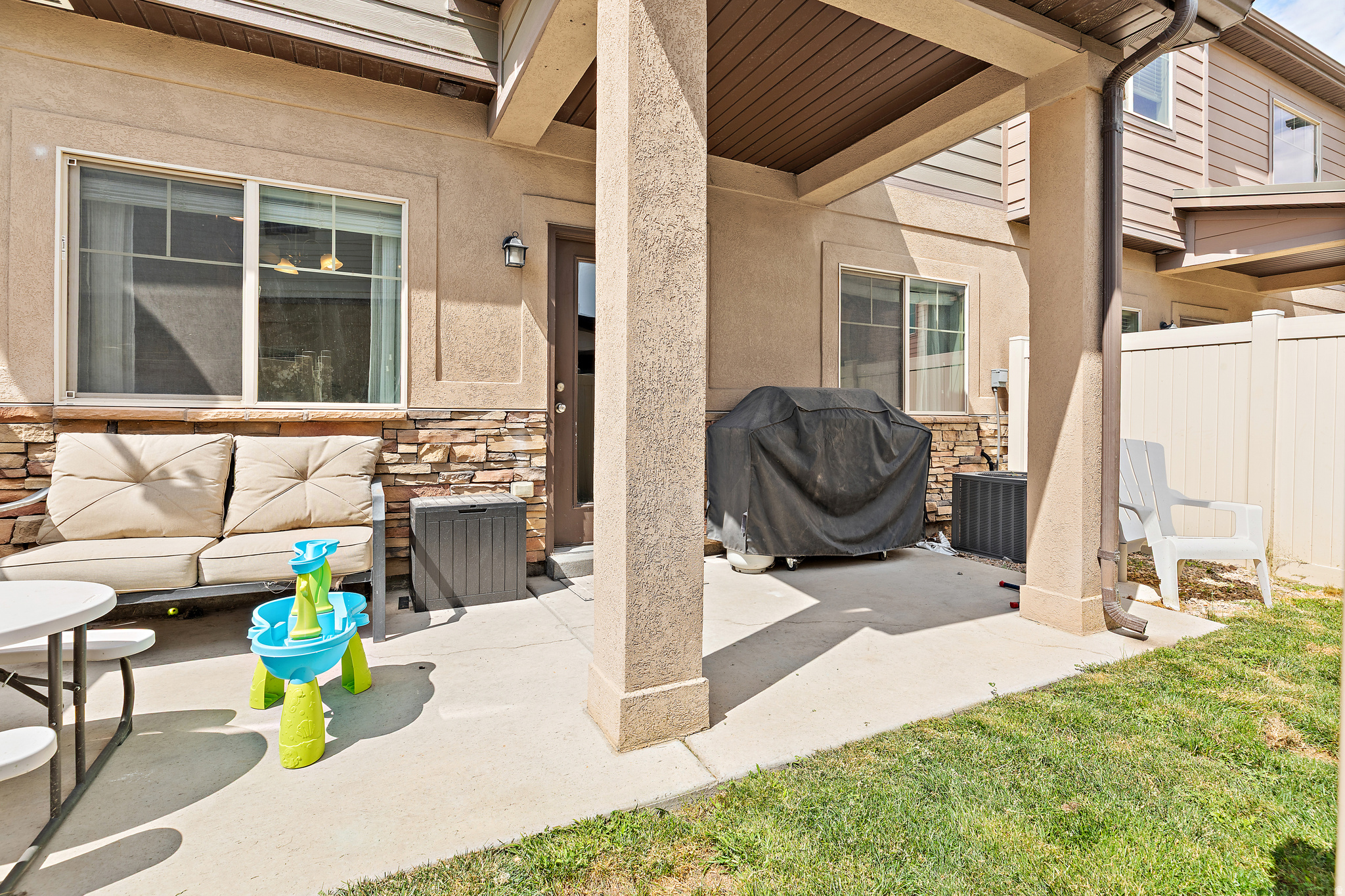 PLEASANT MEADOW - Residential