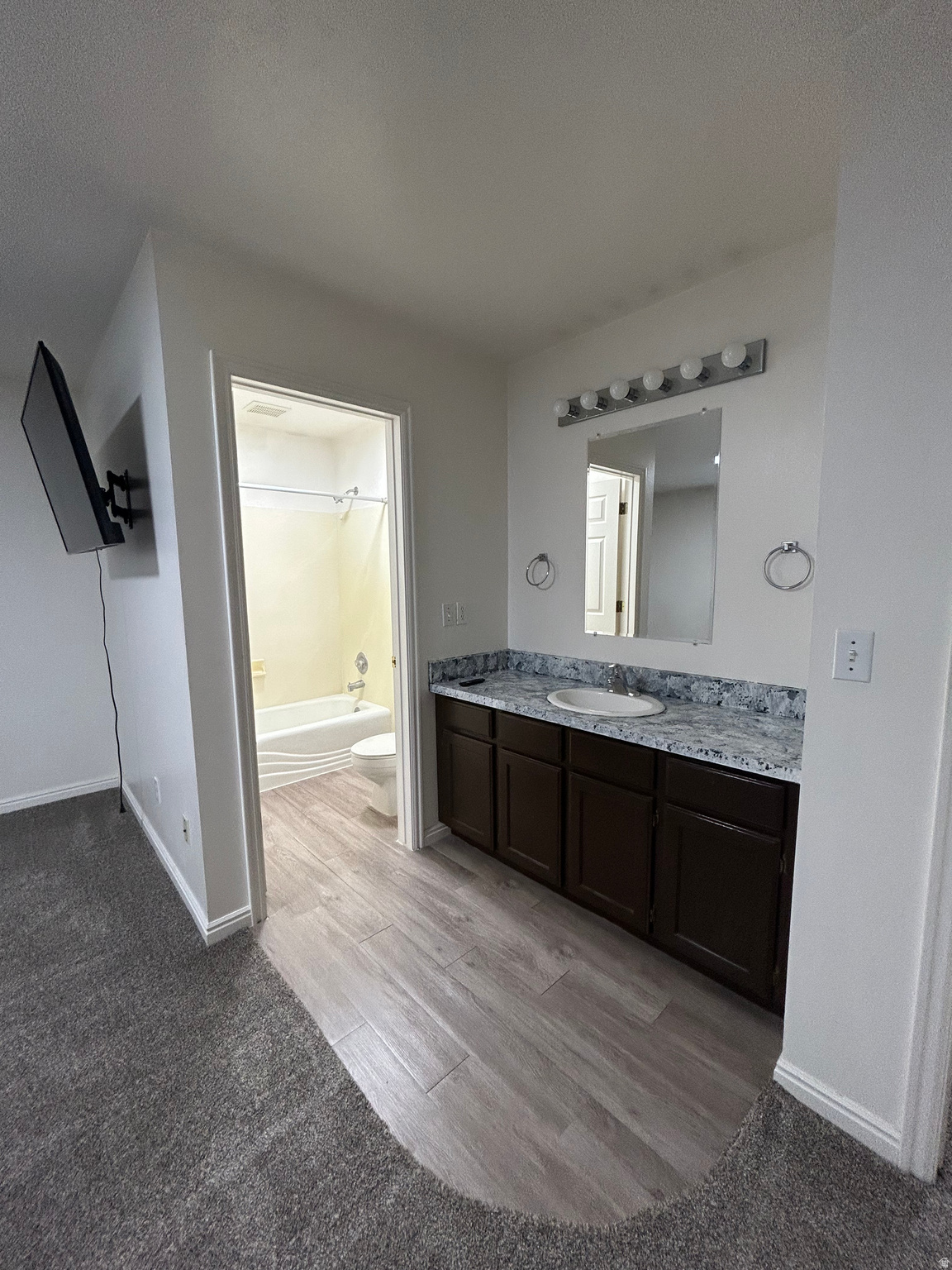 MOKAL PARK PLACE - Residential