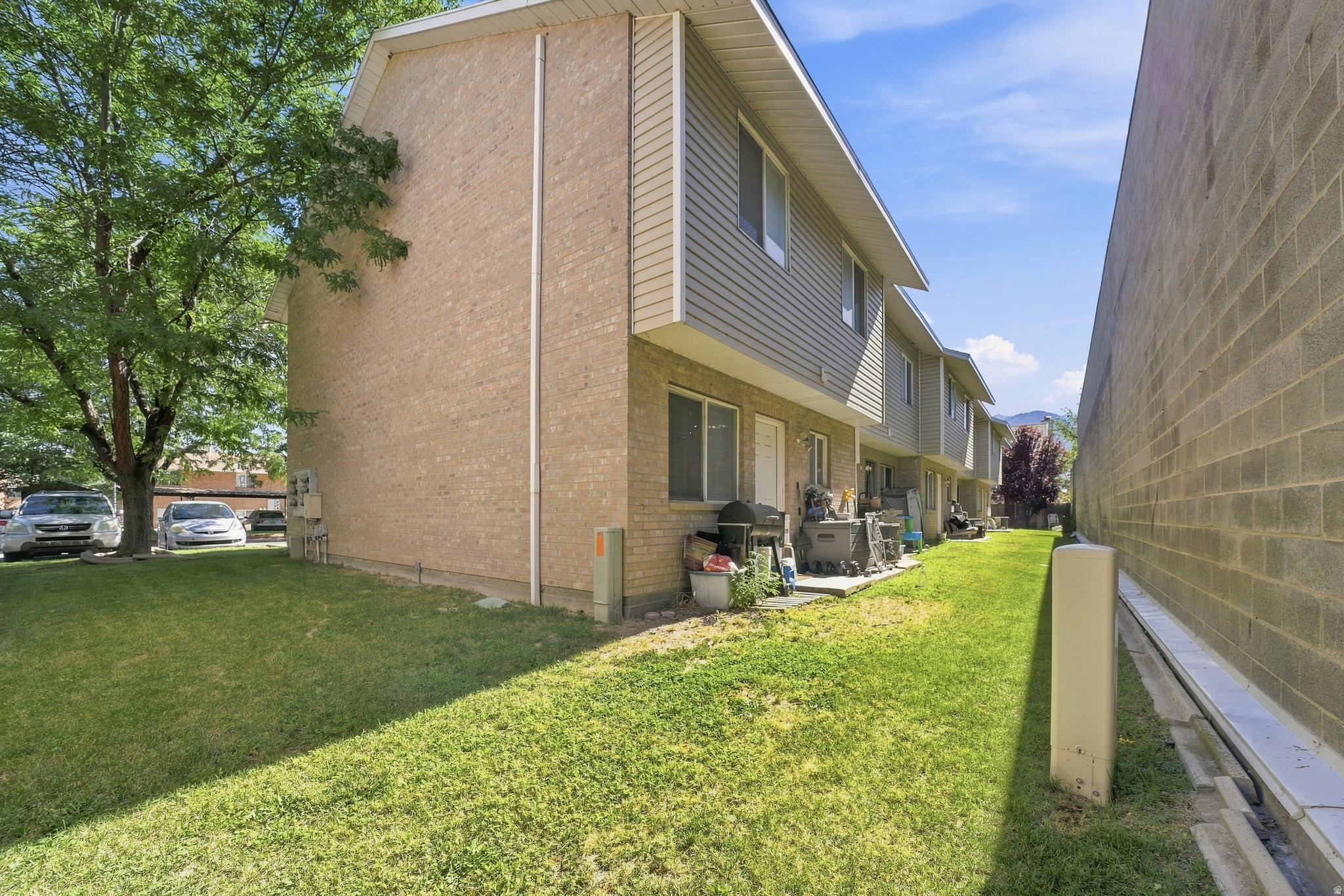 MOKAL PARK PLACE - Residential