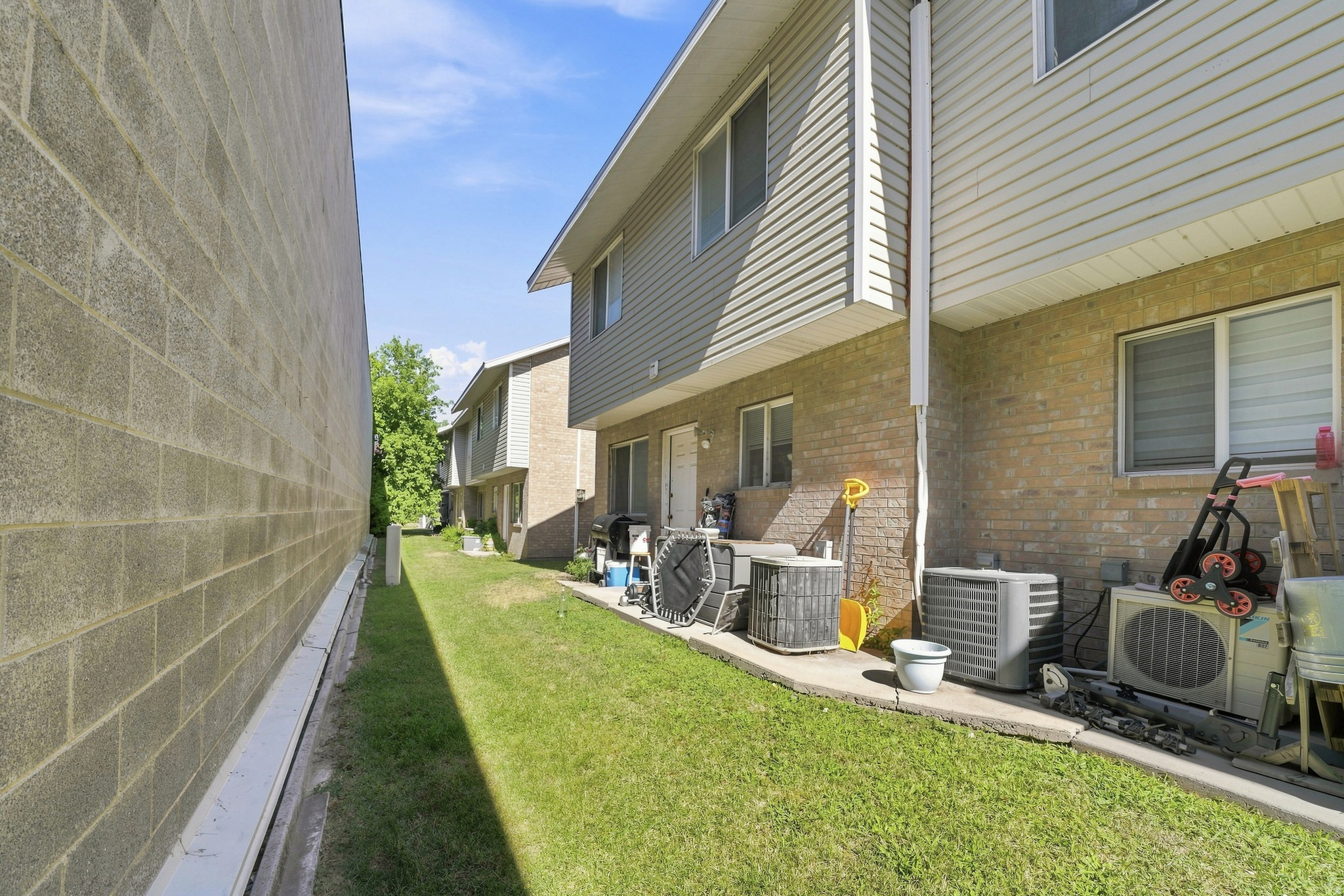 MOKAL PARK PLACE - Residential