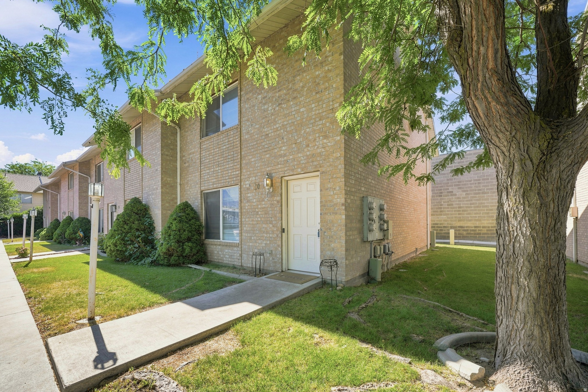 MOKAL PARK PLACE - Residential