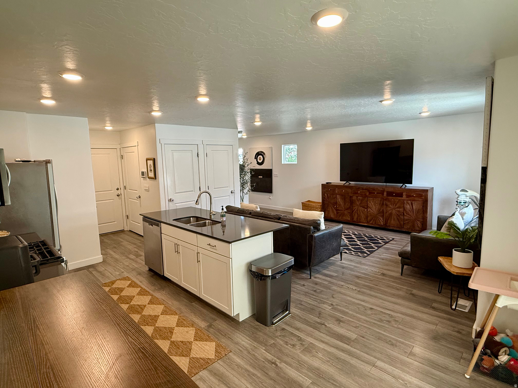 SUMMIT RIDGE TOWNS - Residential