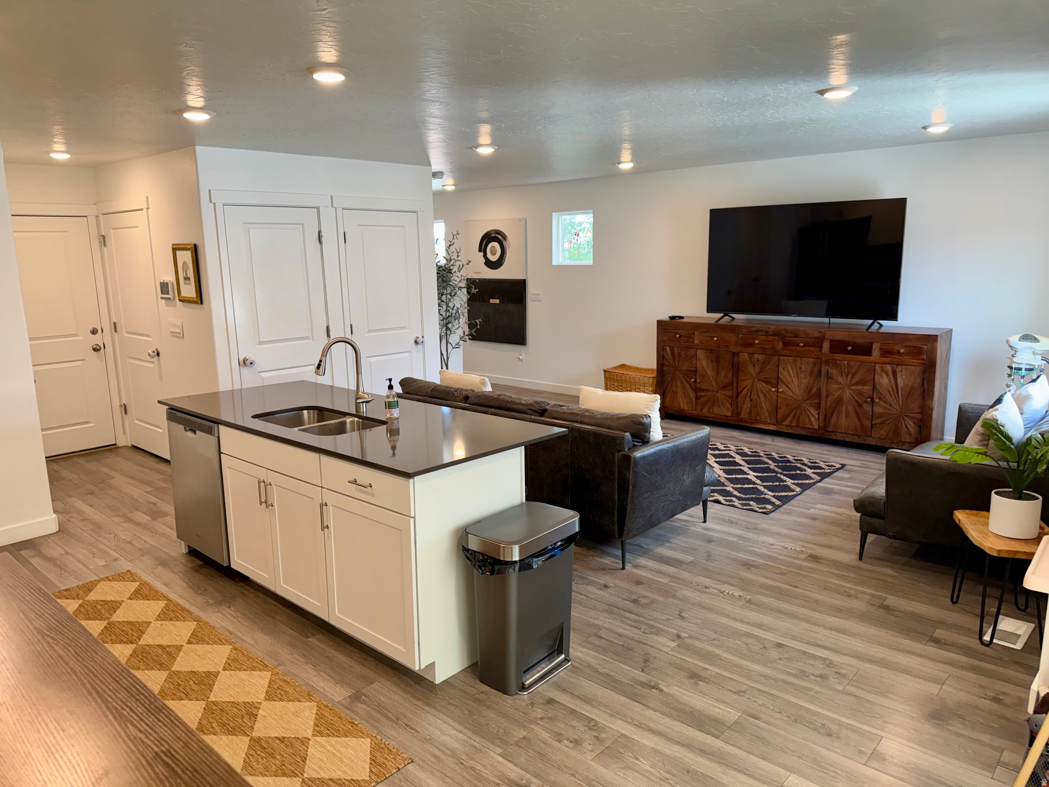 SUMMIT RIDGE TOWNS - Residential