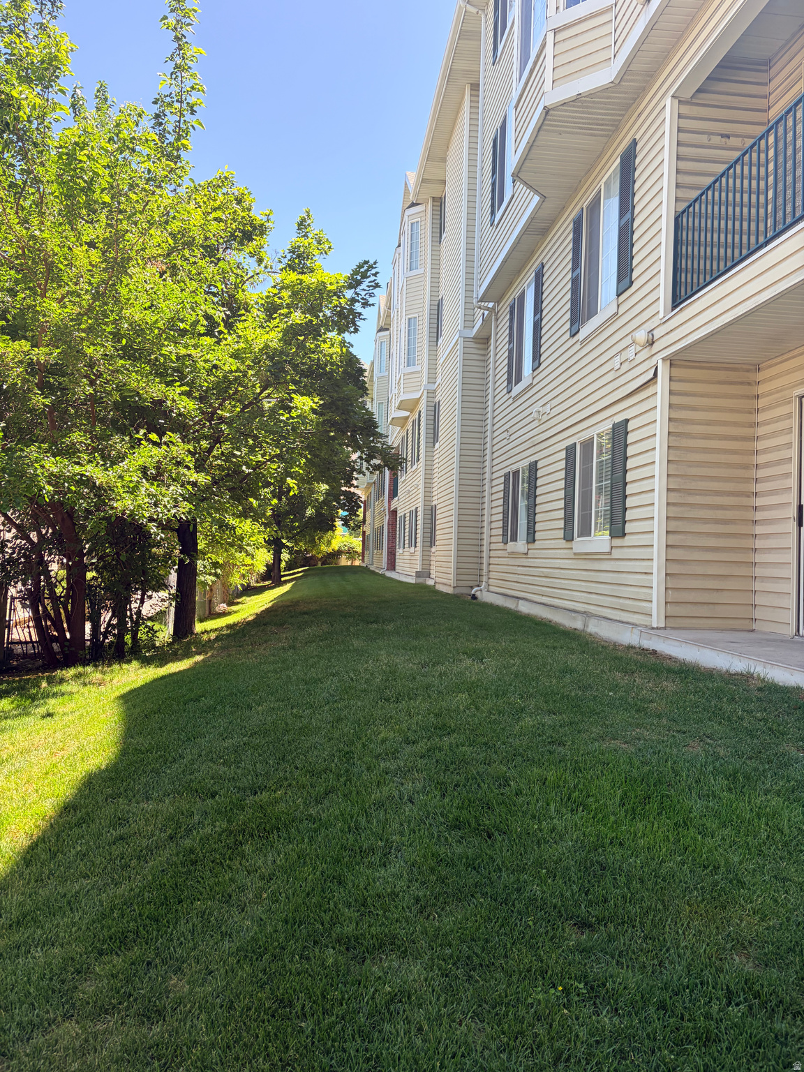 WINDSOR PARK - Residential