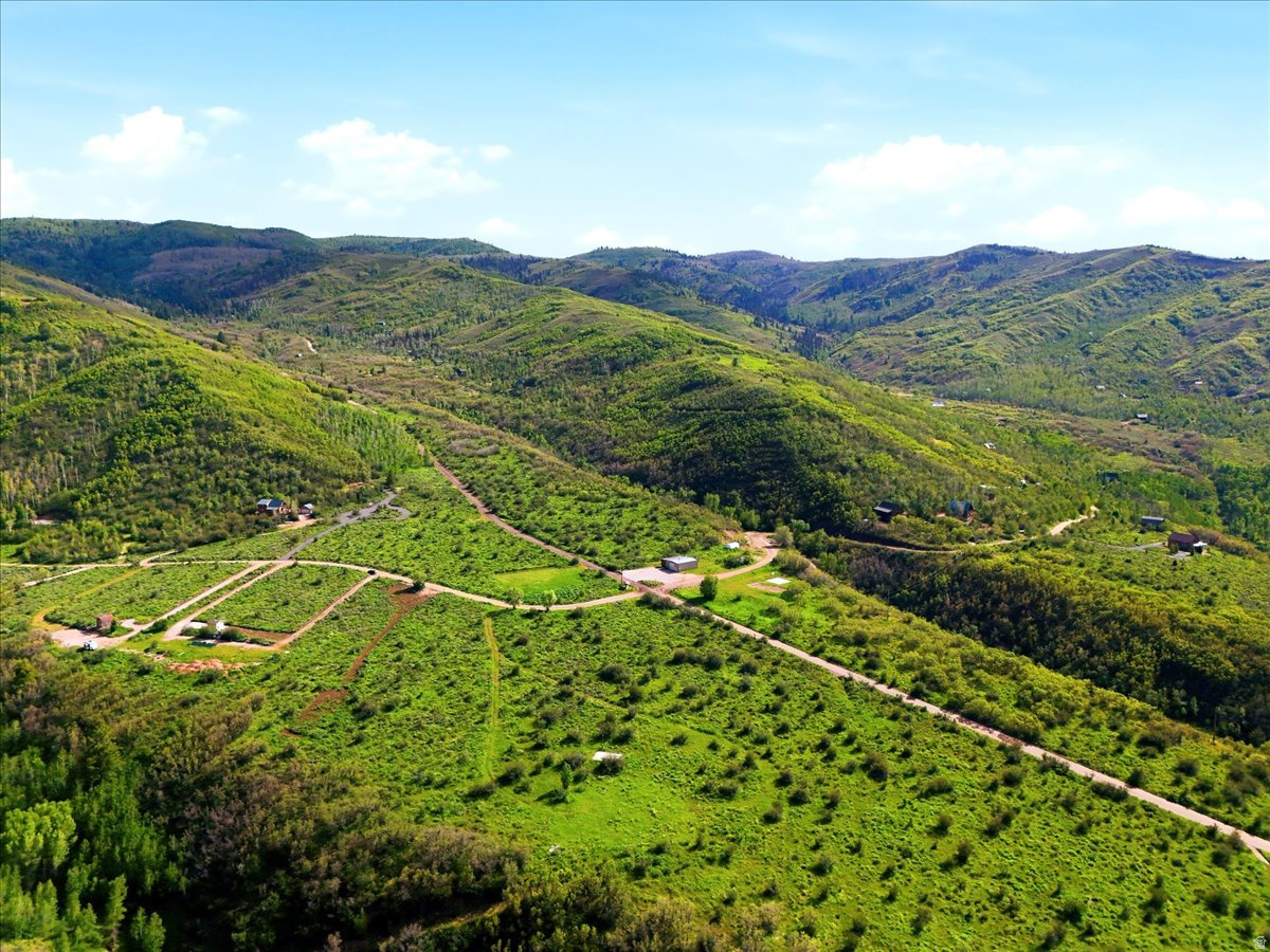 CAUSEY ESTATES - Land