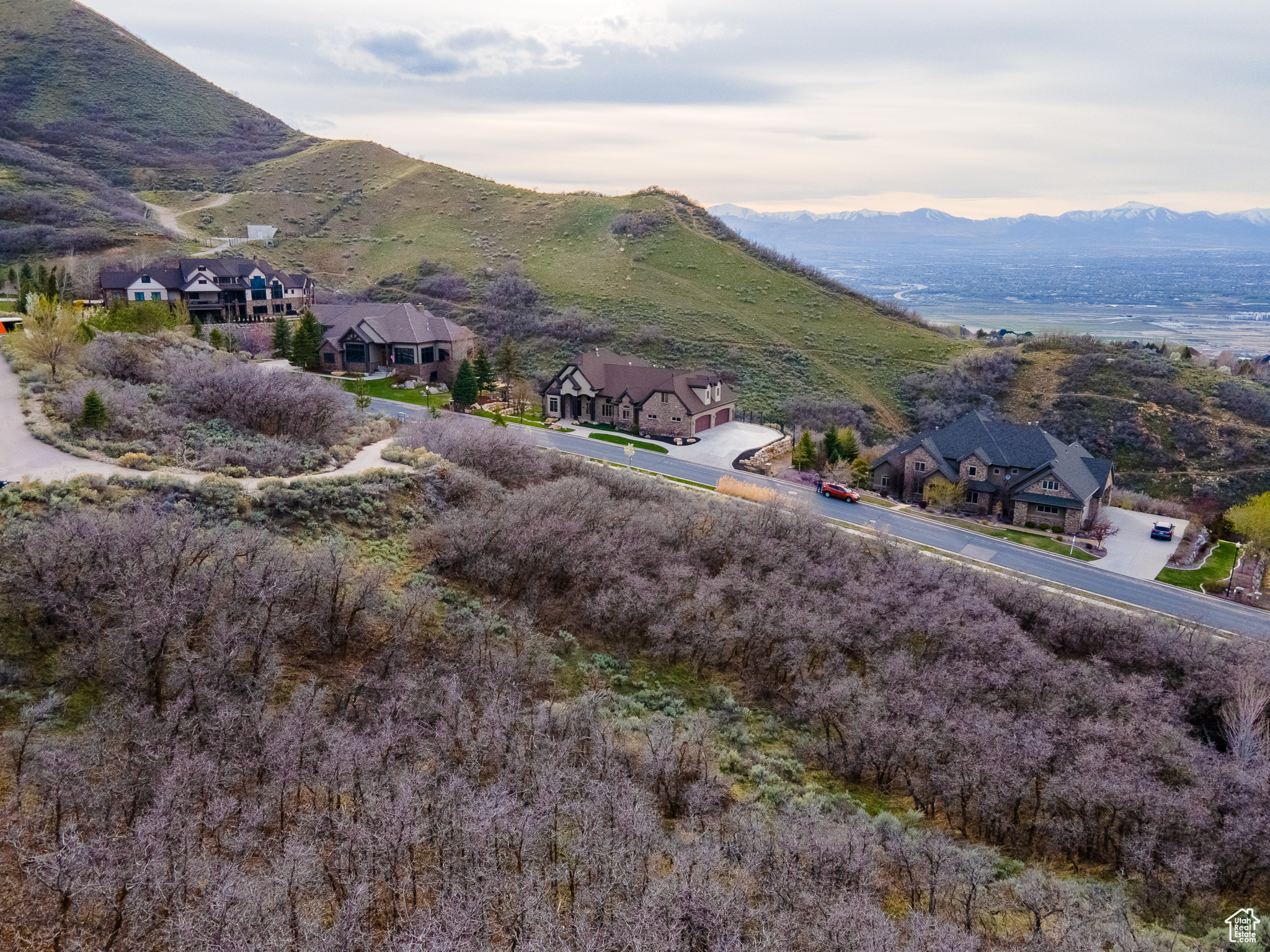 OAKHOLLOW ESTATES - Land