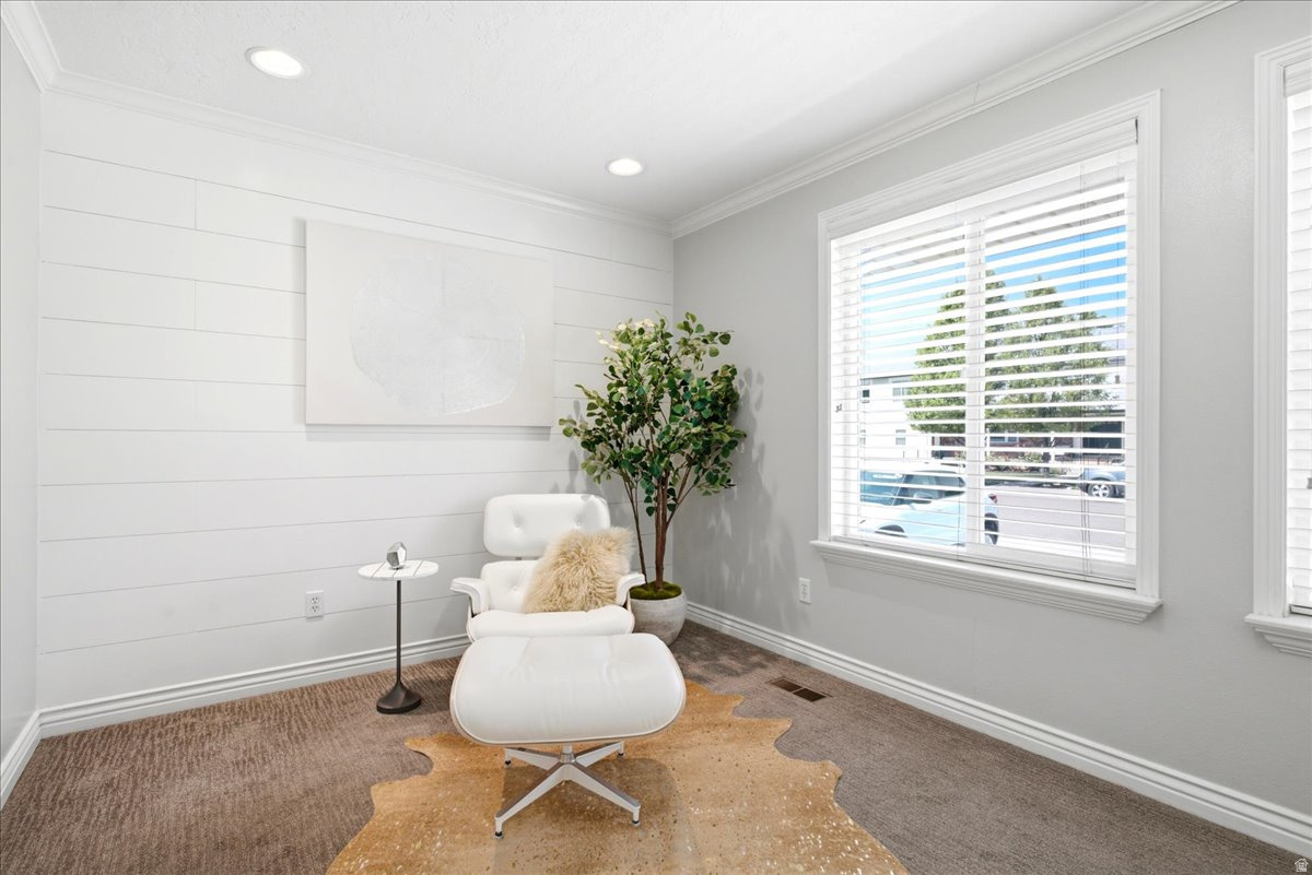 HIGHLAND MEADOWS - Residential