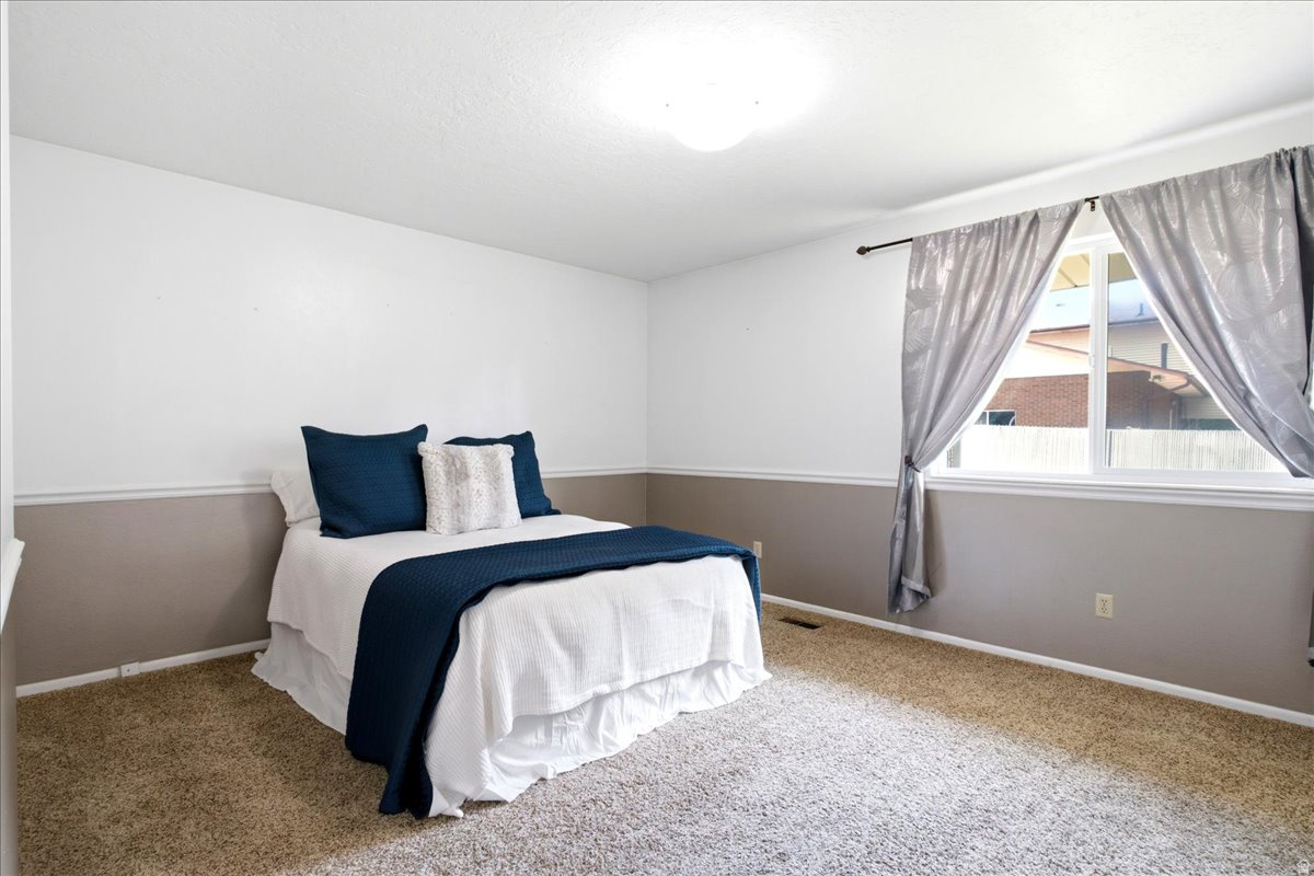HIGHLAND MEADOWS - Residential