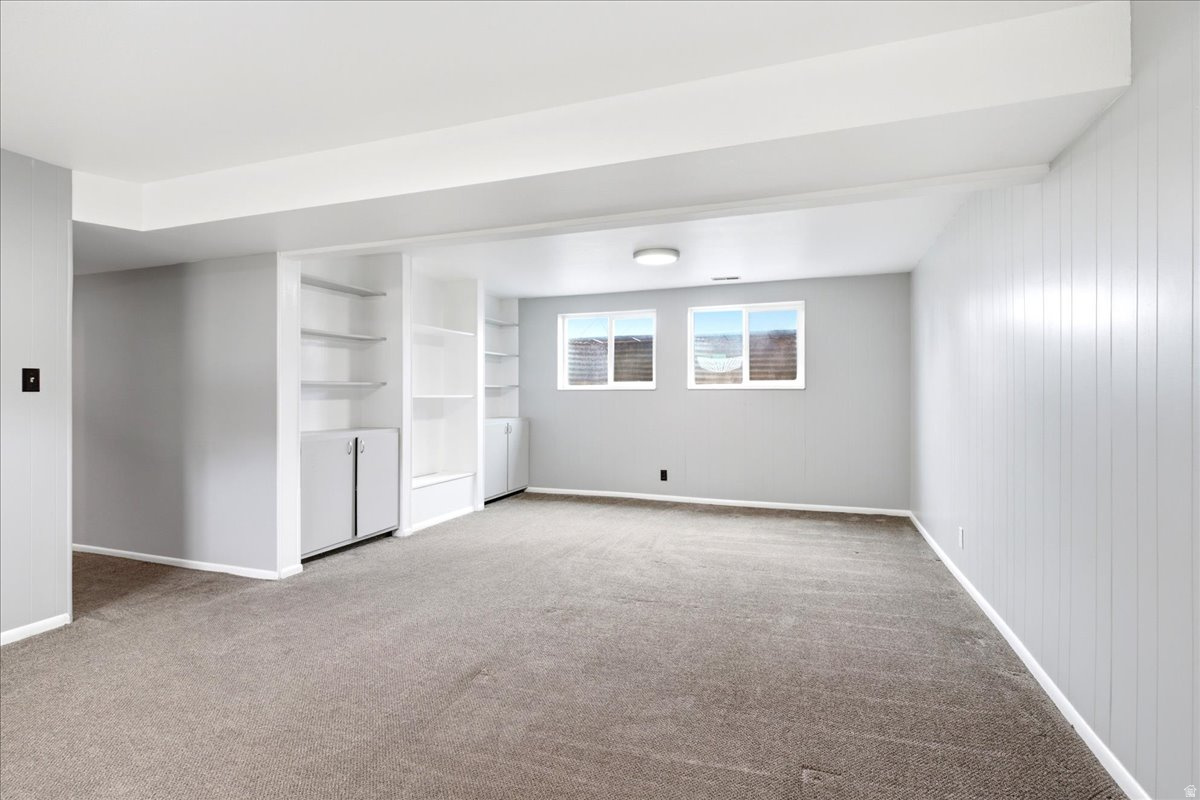 HIGHLAND MEADOWS - Residential