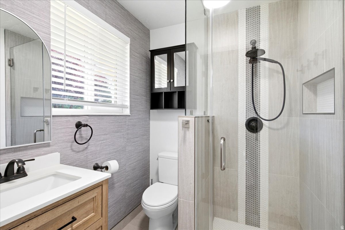 HIGHLAND MEADOWS - Residential