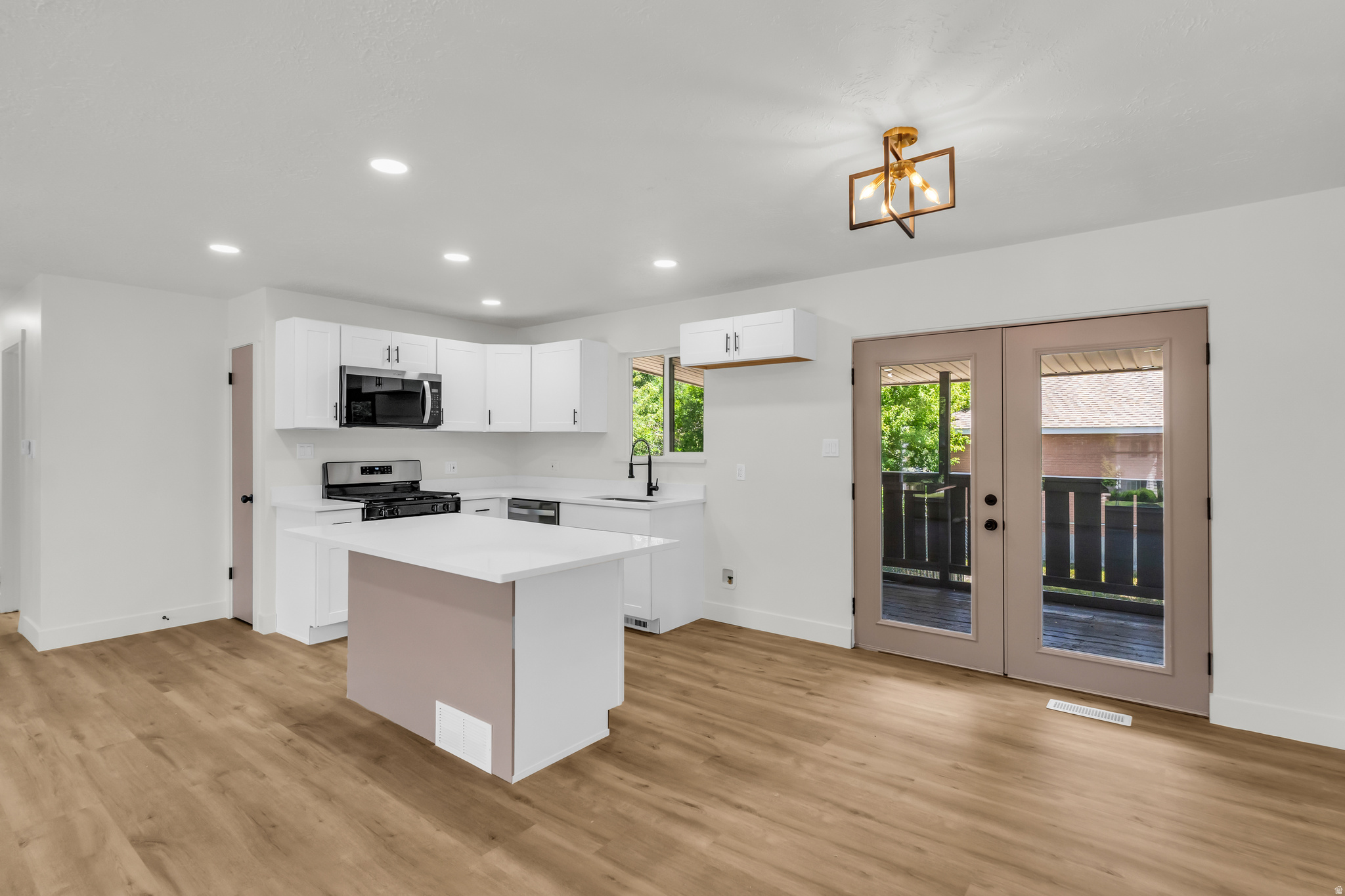 PITFORD ACRES - Residential