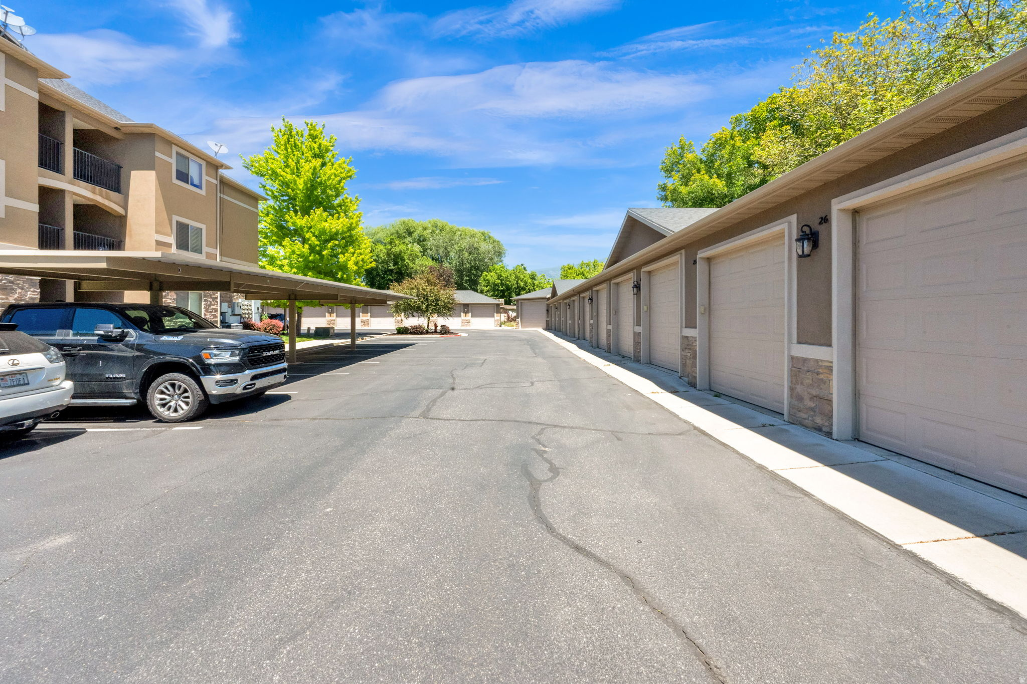 CREEKSIDE VILLAGE - Residential