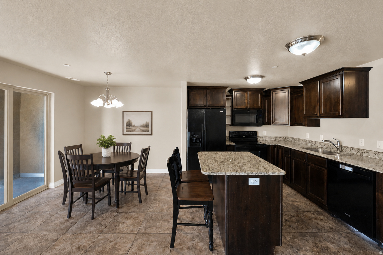 CREEKSIDE VILLAGE - Residential