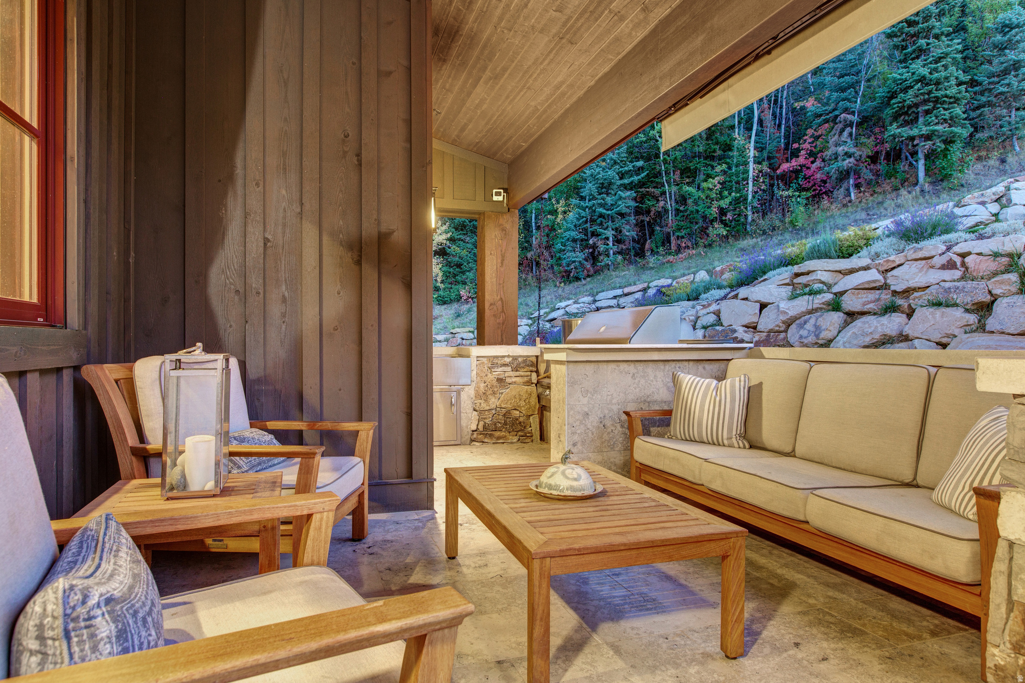 THE COVE - Residential