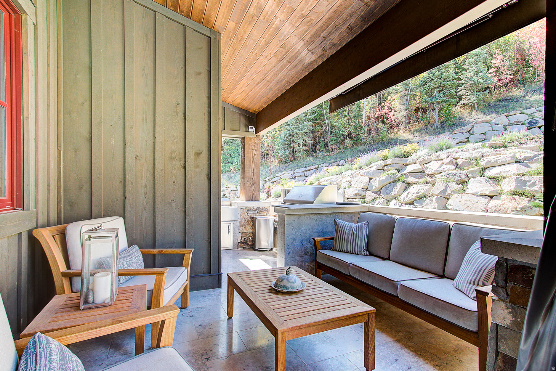 THE COVE - Residential
